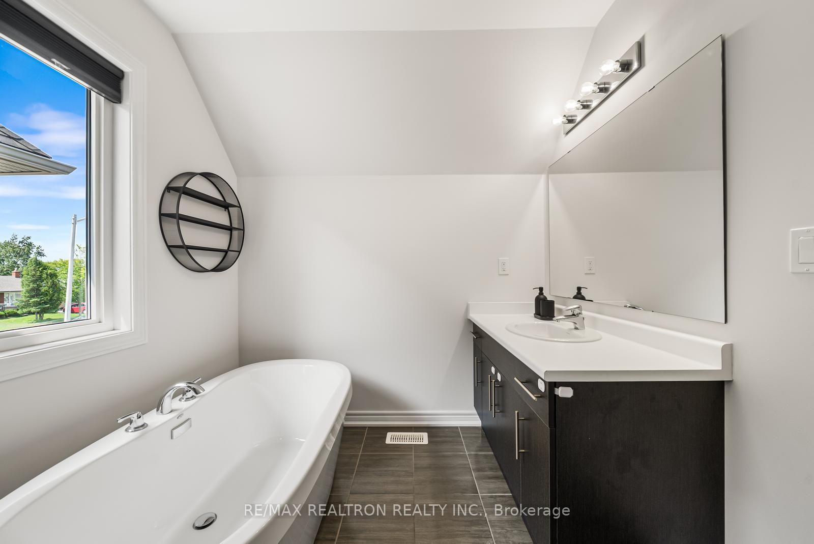 Photo 17 of 10 Starling Drive, Hamilton, Bruleville — HOMEH