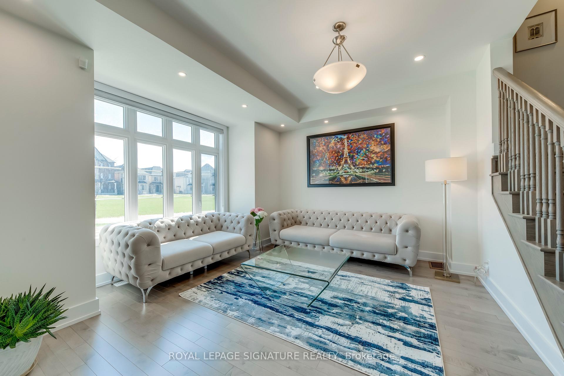 Photo 5 of 21 Kohn Lane, Markham, Angus Glen — HOMEH