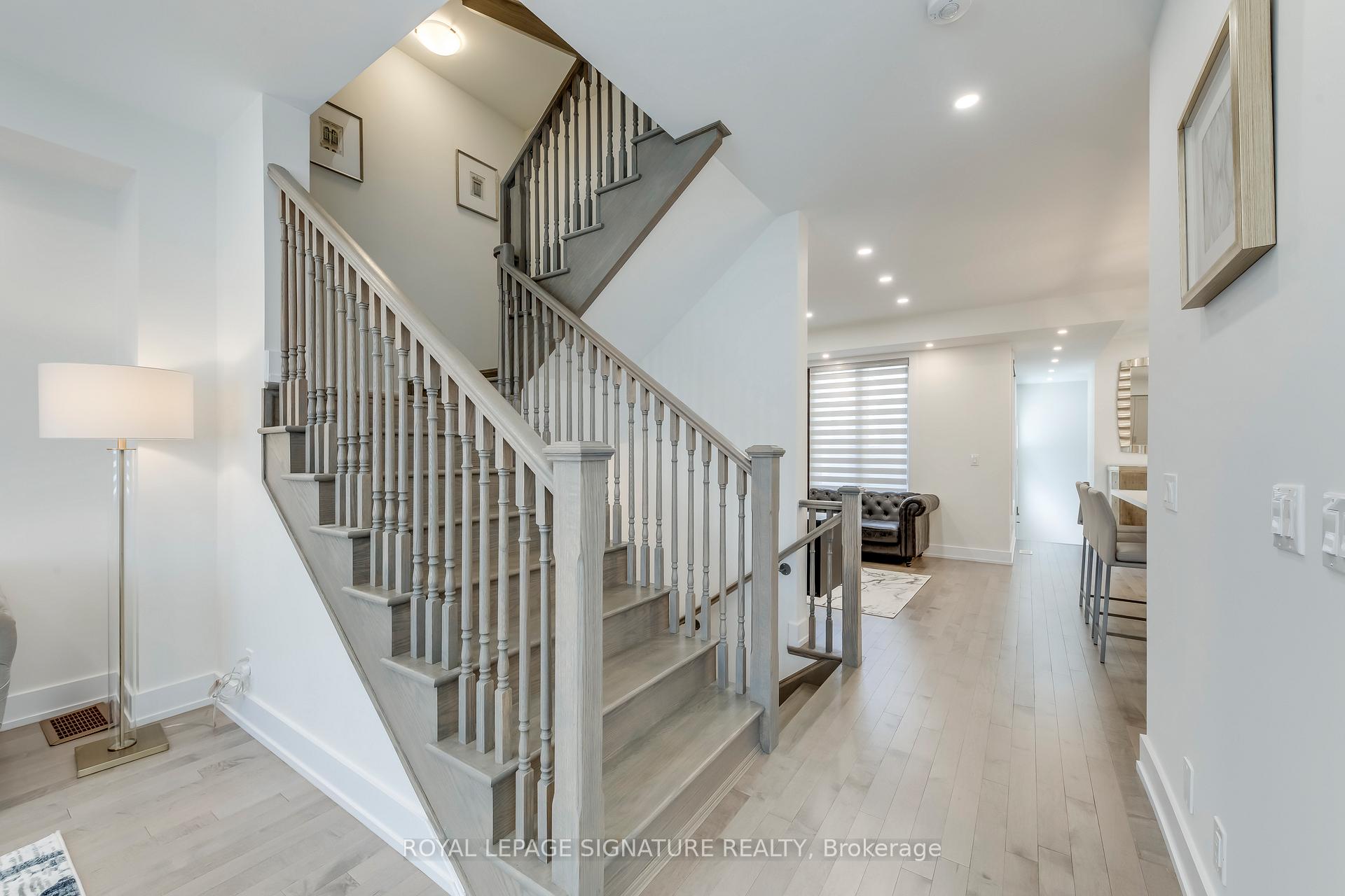 Photo 7 of 21 Kohn Lane, Markham, Angus Glen — HOMEH