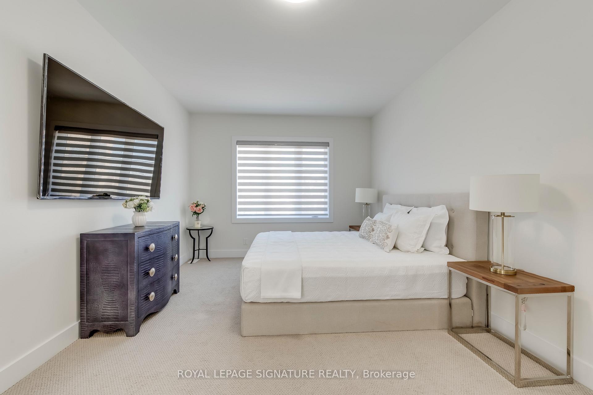 Photo 21 of 21 Kohn Lane, Markham, Angus Glen — HOMEH