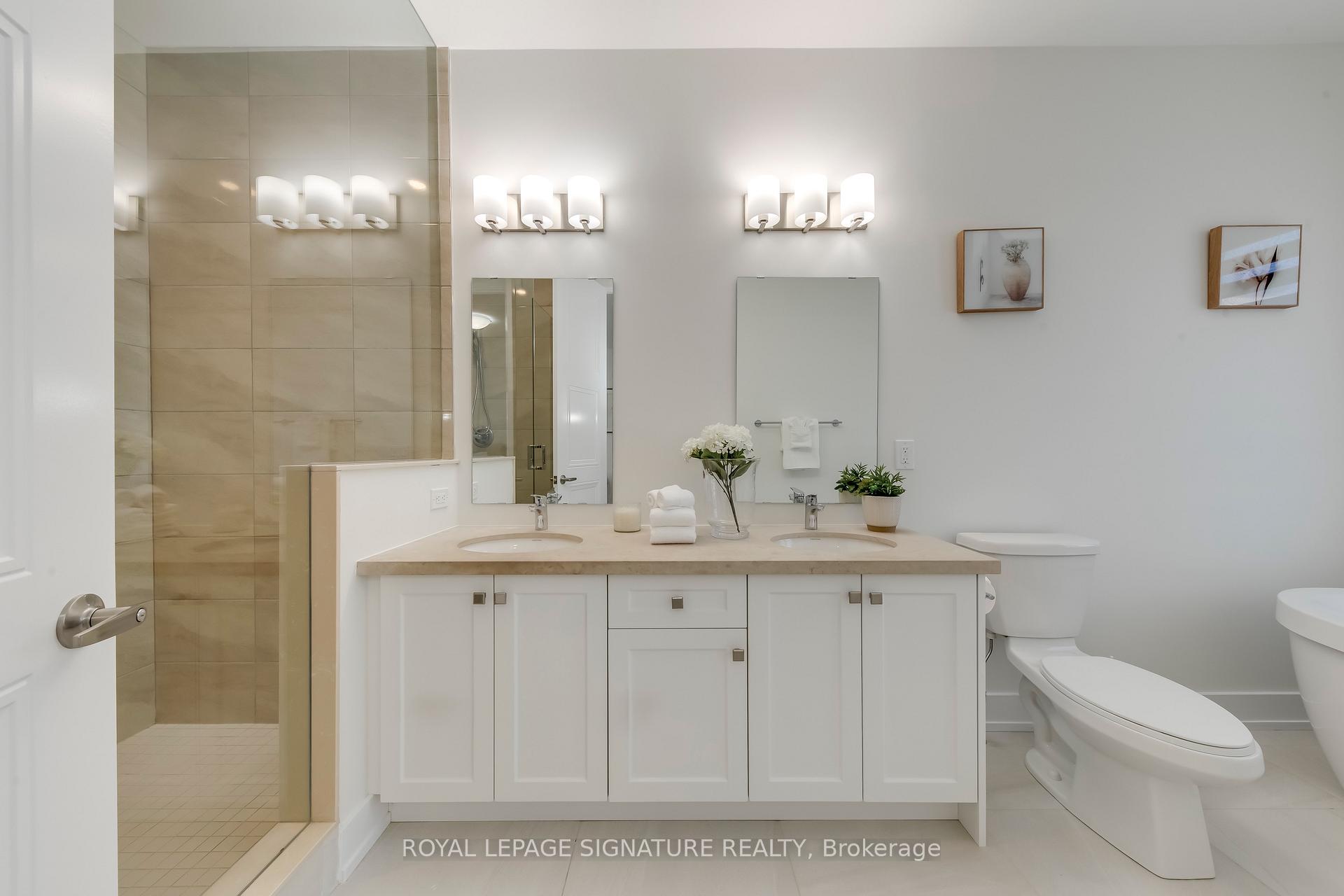Photo 25 of 21 Kohn Lane, Markham, Angus Glen — HOMEH