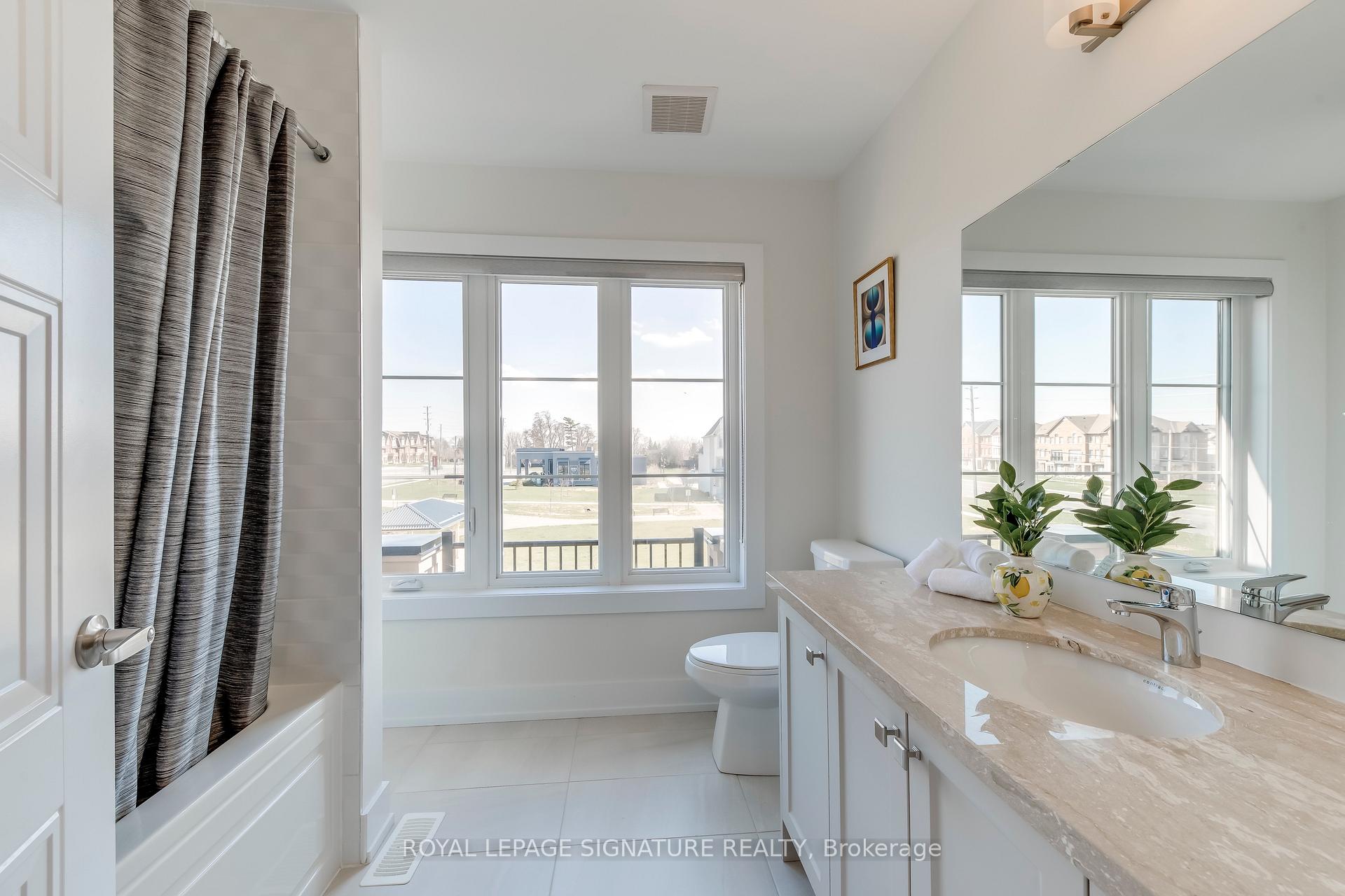 Photo 45 of 21 Kohn Lane, Markham, Angus Glen — HOMEH