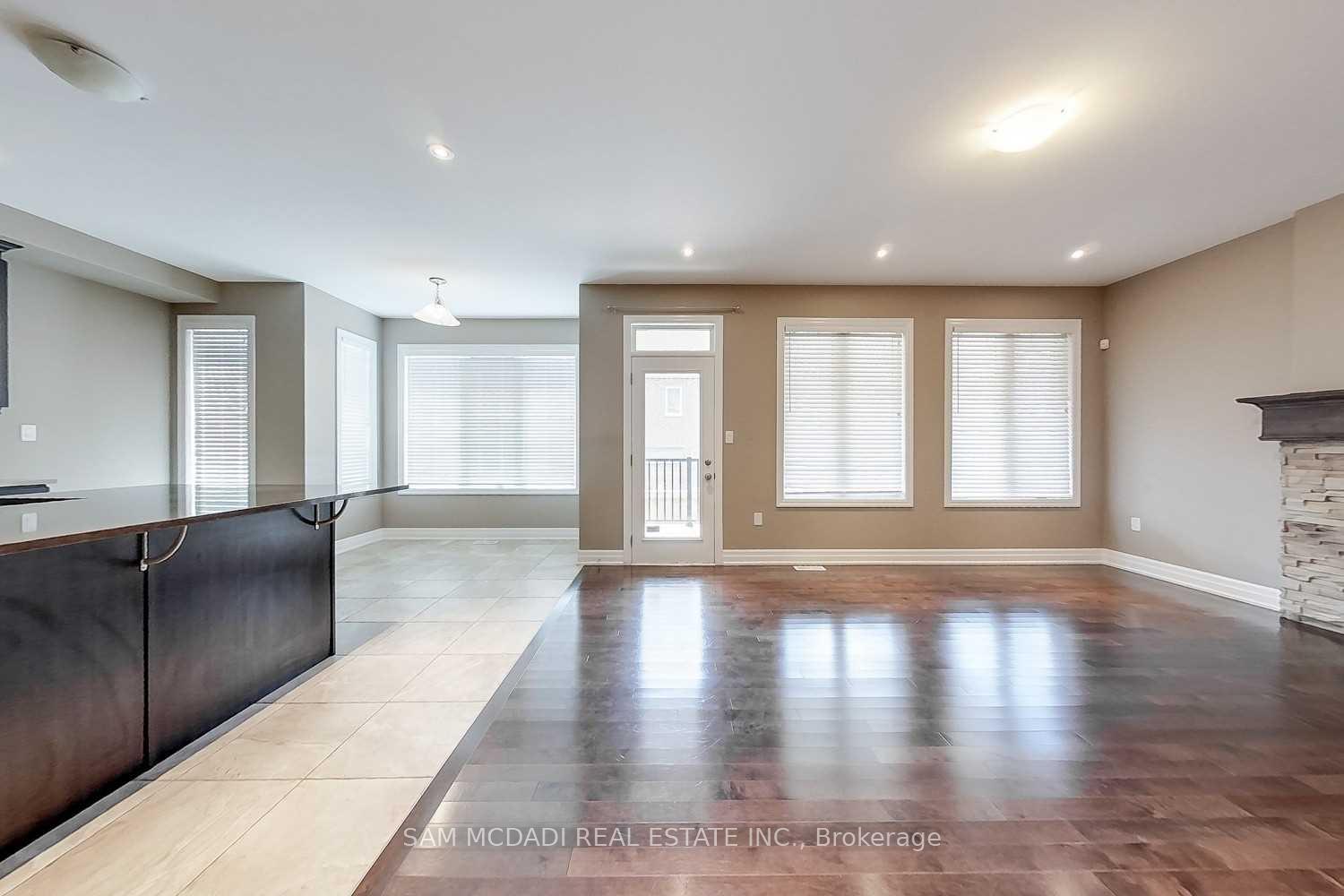 Photo 4 of Unit Upper, 190 Culp Trail, Oakville, Glenorchy — HOMEH