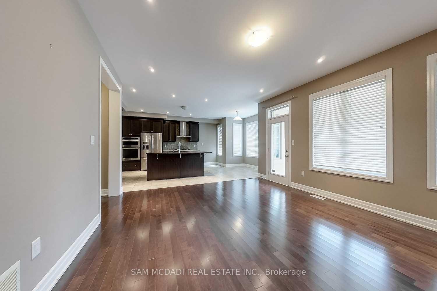 Photo 5 of Unit Upper, 190 Culp Trail, Oakville, Glenorchy — HOMEH