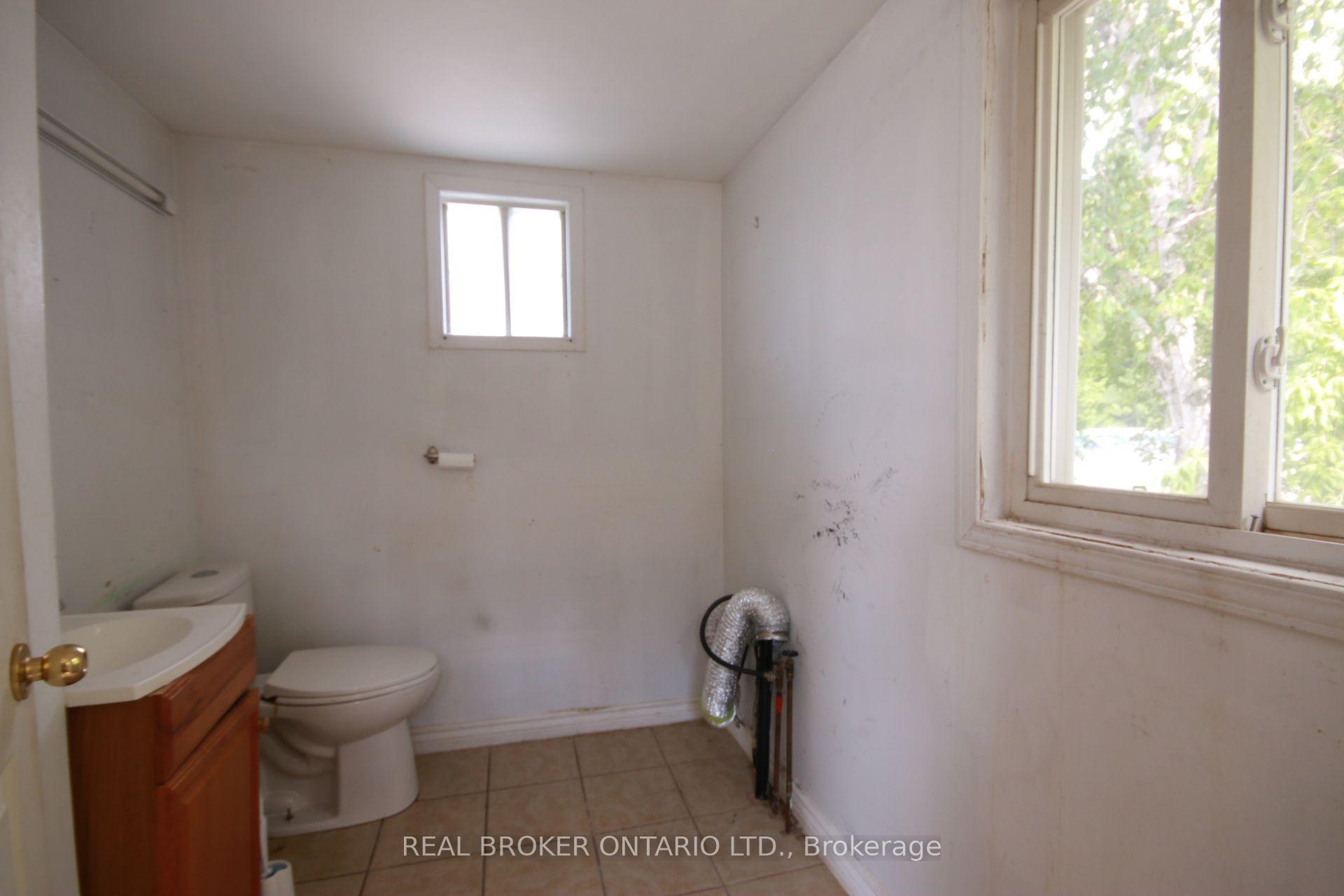 Photo 9 of 236 Mountain Street, Greater Sudbury, Sudbury — HOMEH