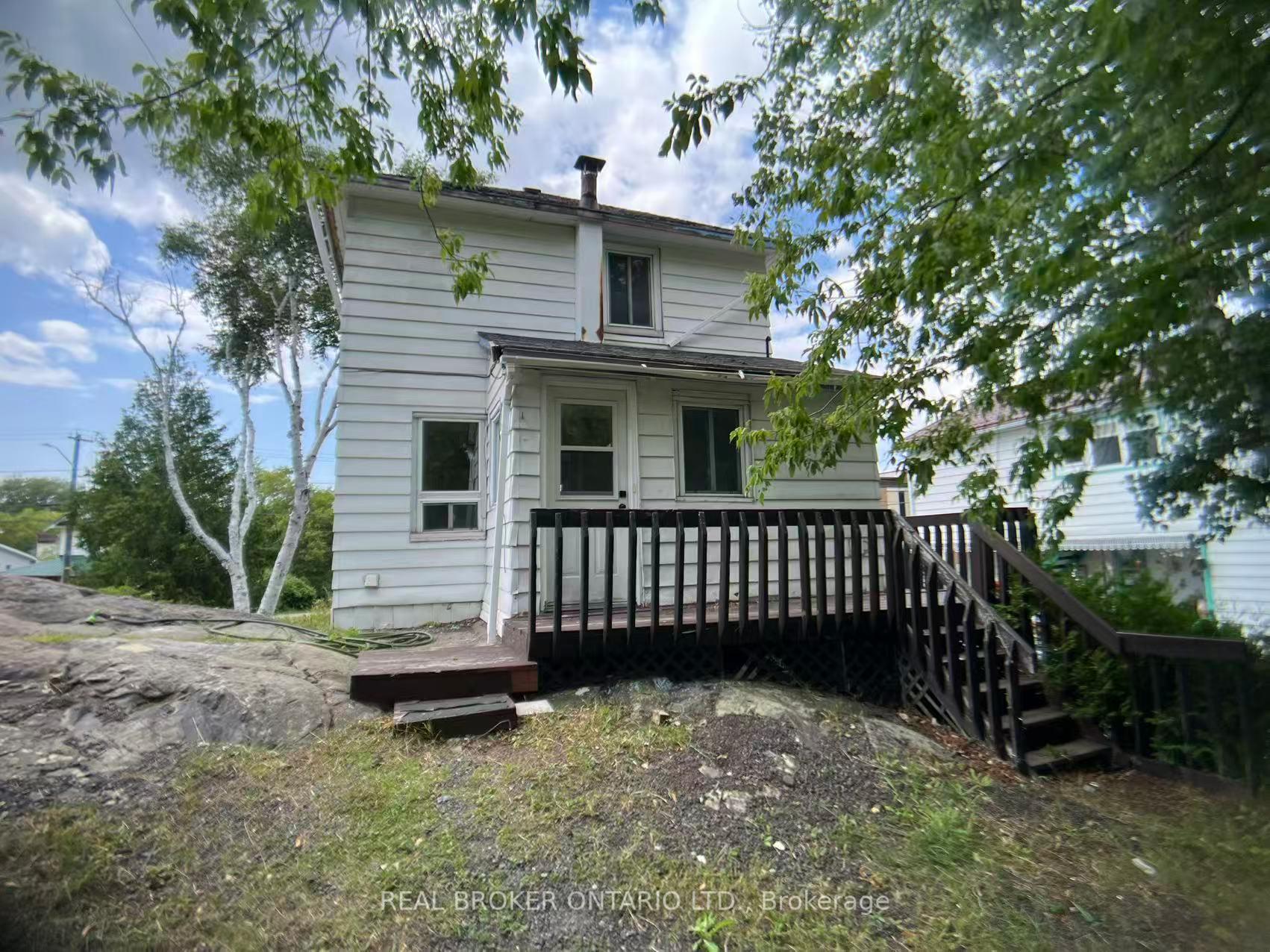 Photo 11 of 236 Mountain Street, Greater Sudbury, Sudbury — HOMEH