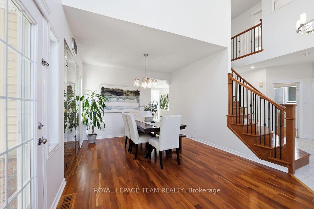 Photo 9 of 13 Riverstone Drive, Ottawa, Barrhaven - Stonebridge — HOMEH