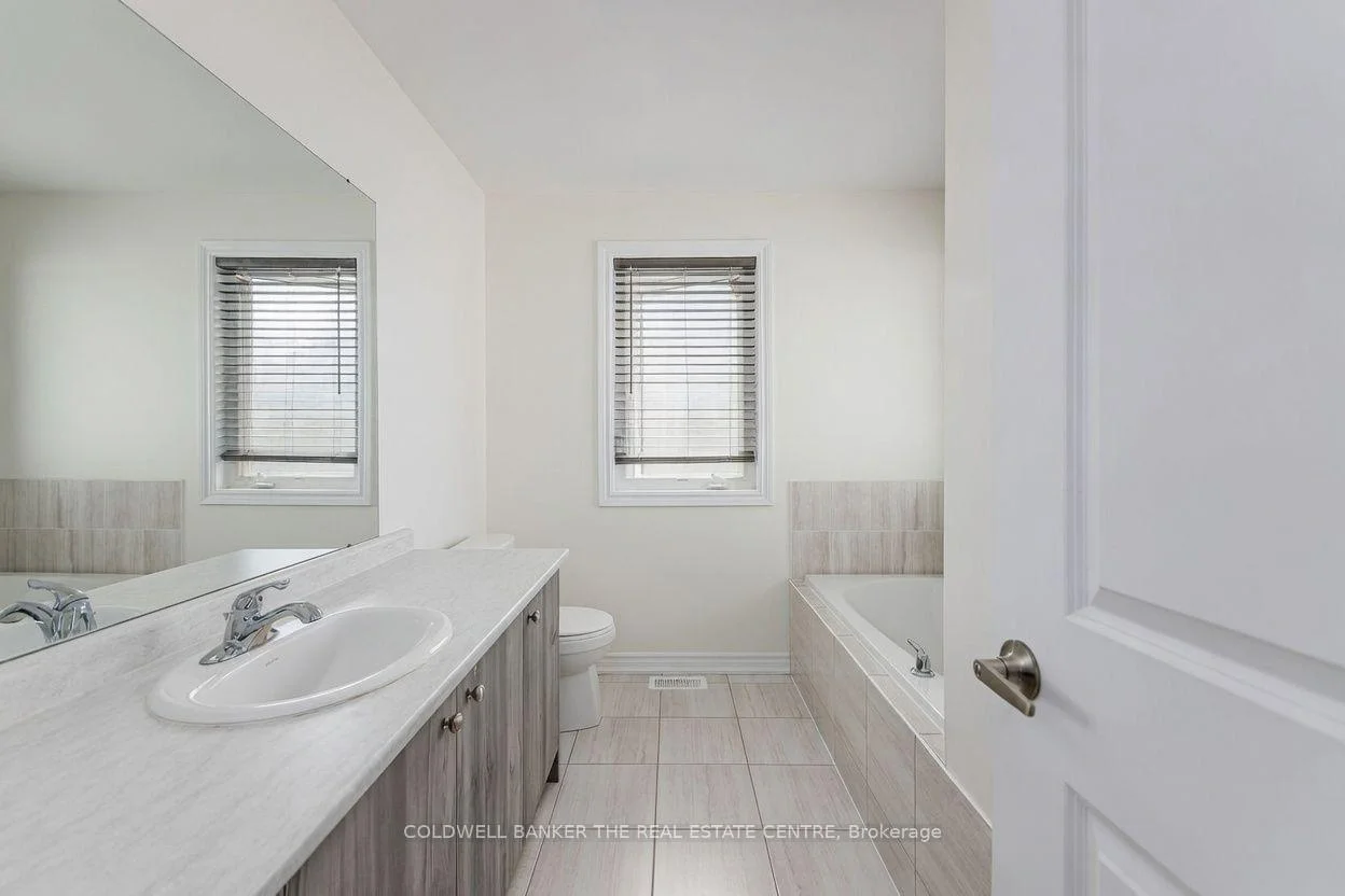 Photo 44 of 58 Atlantis Drive, Orillia — HOMEH
