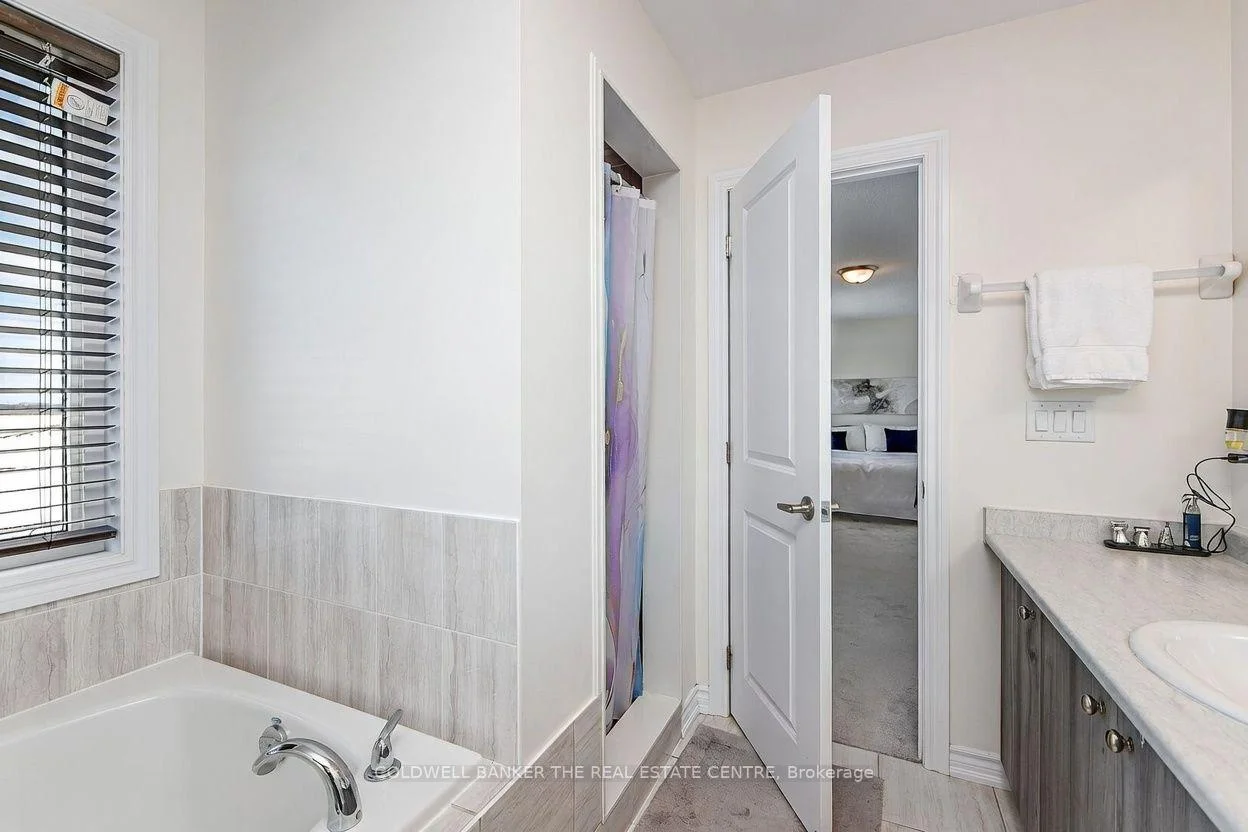 Photo 61 of 58 Atlantis Drive, Orillia — HOMEH