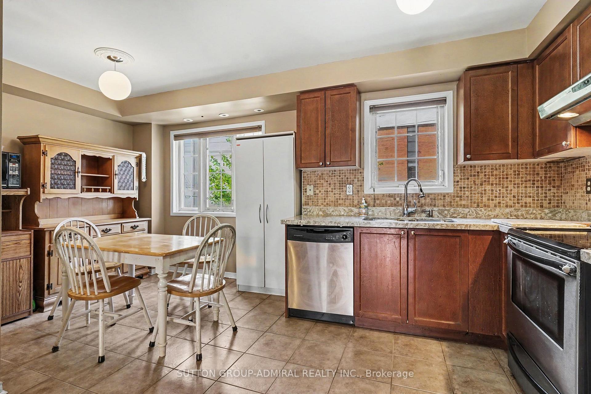Photo 13 of Unit 45, 2205 Weston Road, North York, Weston — HOMEH