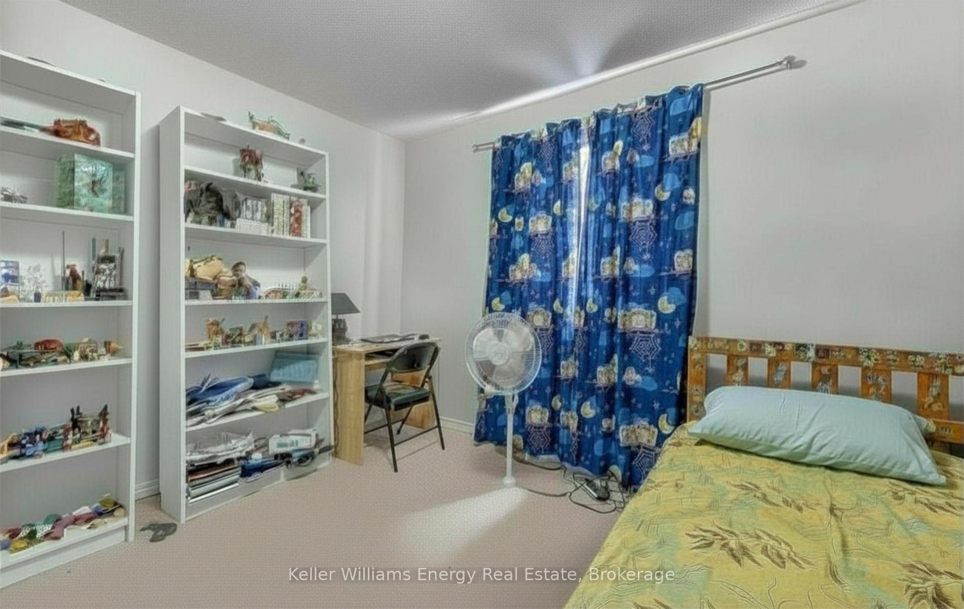 Photo 23 of 37 Harkness Drive, Whitby, Rolling Acres — HOMEH
