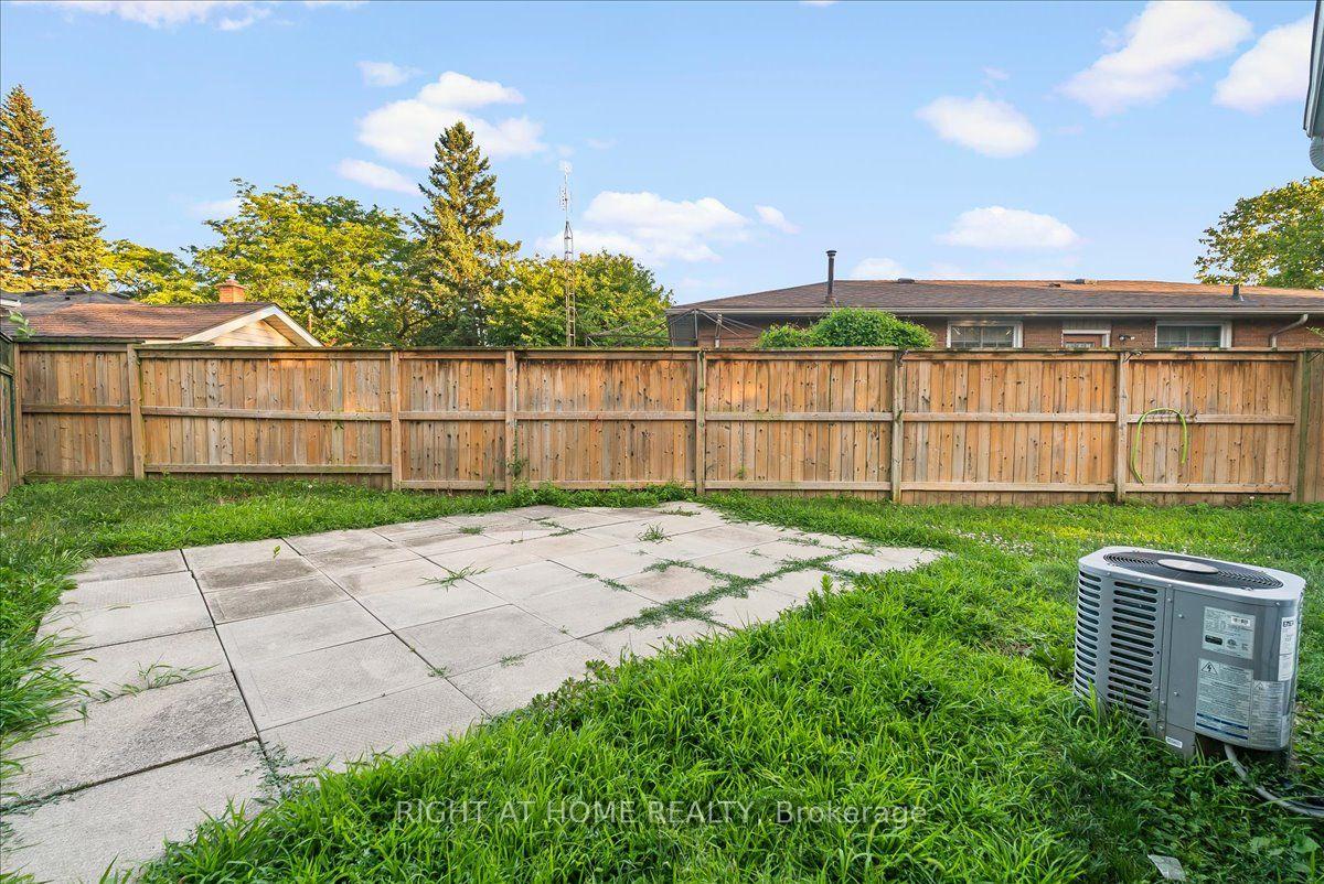 Photo 35 of 620 Carlton Street, St. Catharines, Carlton/Bunting — HOMEH