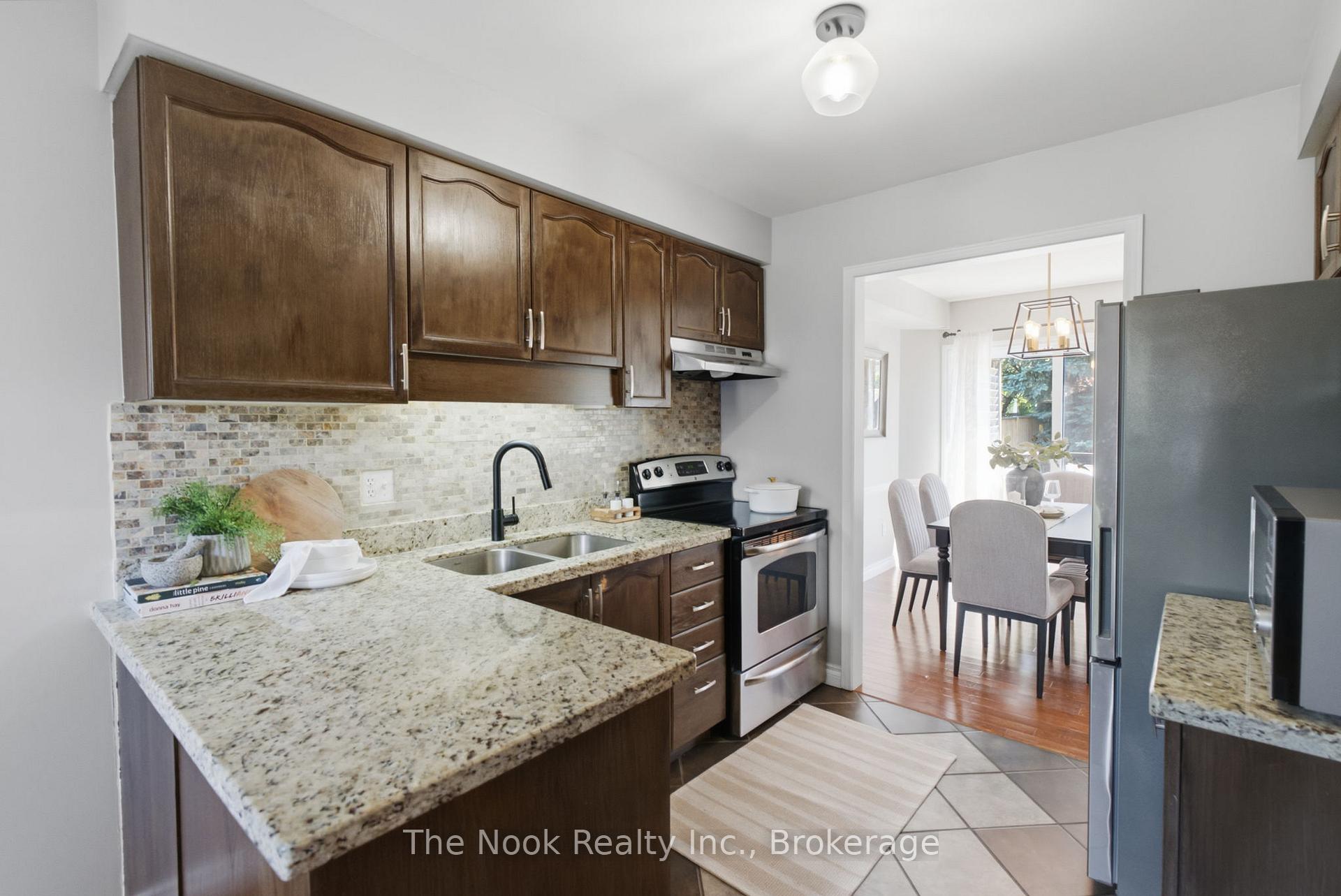 Photo 7 of 5 Fieldcrest Avenue, Clarington, Courtice — HOMEH