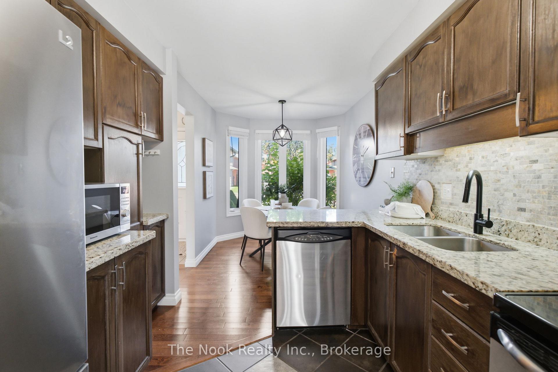 Photo 9 of 5 Fieldcrest Avenue, Clarington, Courtice — HOMEH