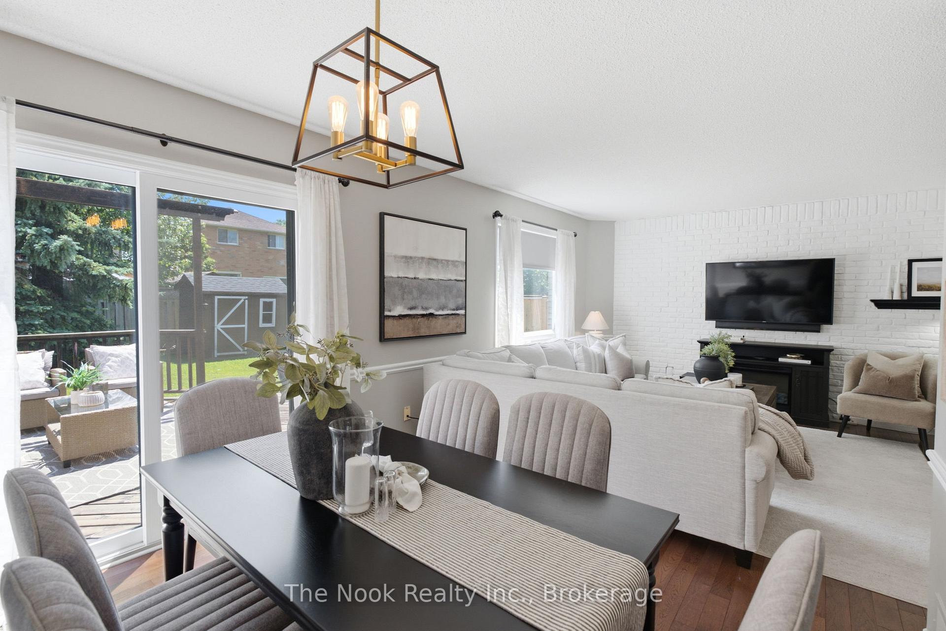 Photo 10 of 5 Fieldcrest Avenue, Clarington, Courtice — HOMEH