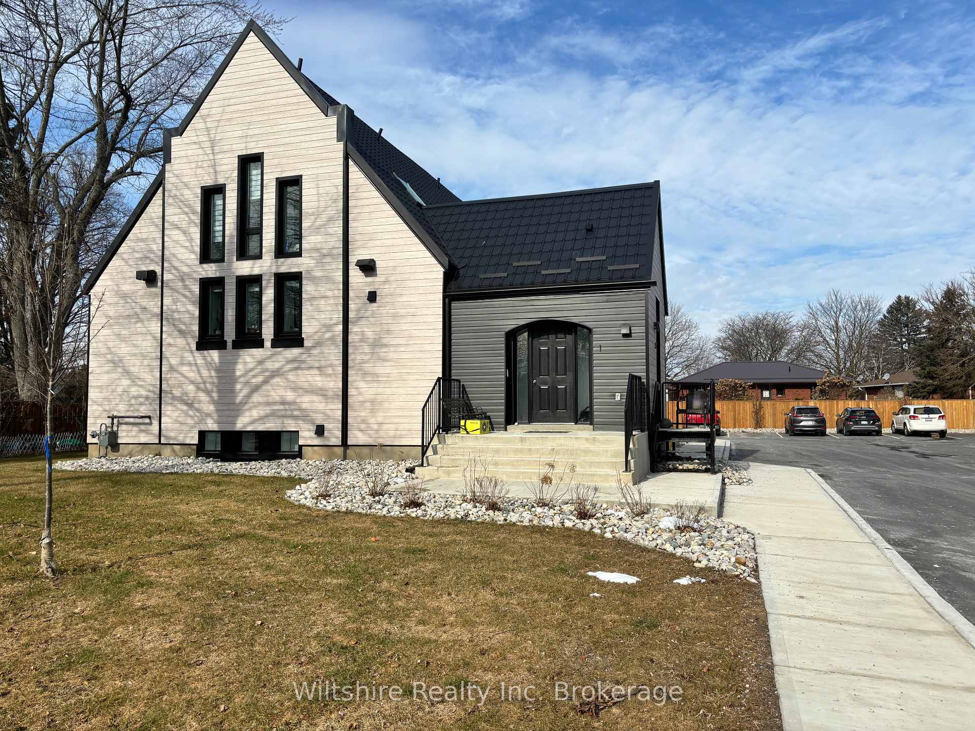Photo of Unit 3, 14 Glendale Drive