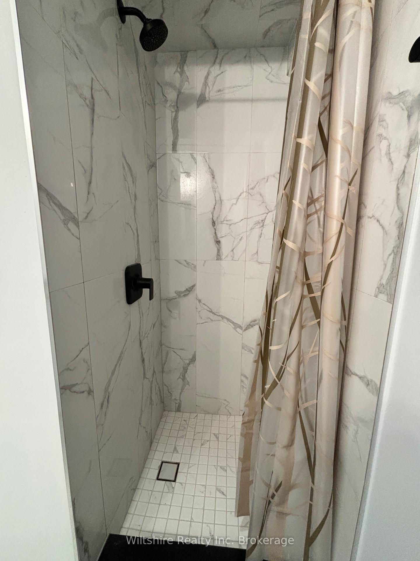 Photo 3 of Unit 3, 14 Glendale Drive, Tillsonburg — HOMEH
