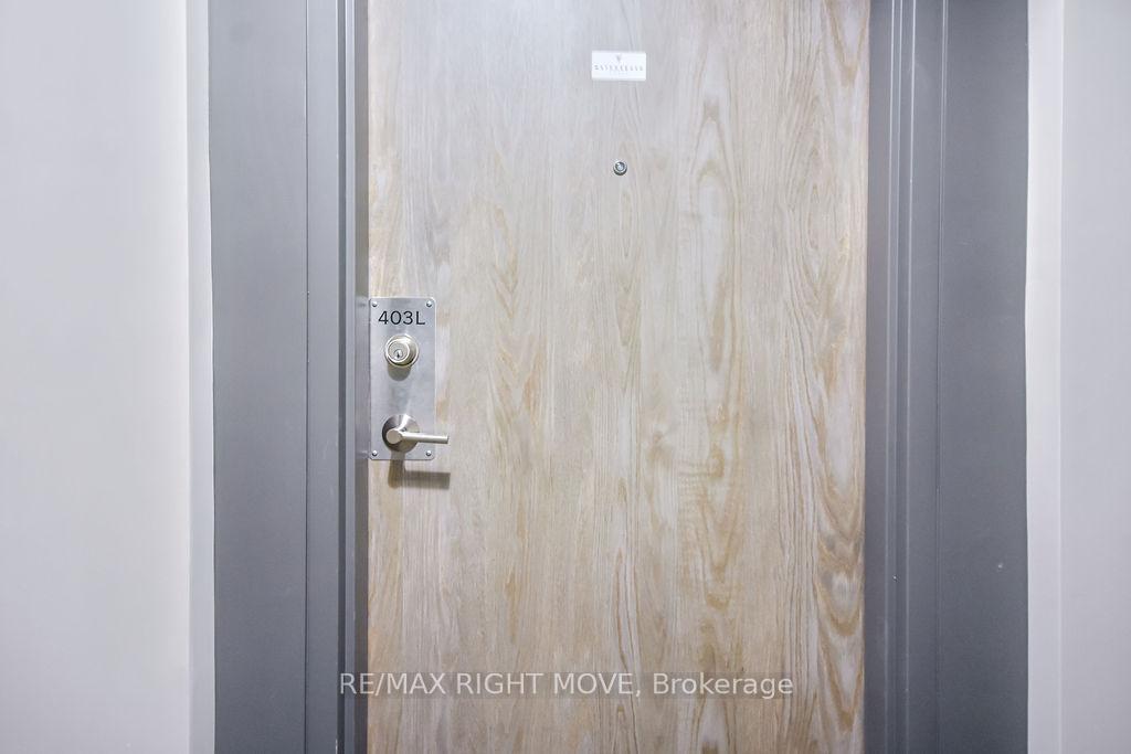 Photo 3 of Unit 403L, 21 Matchedash Street S, Orillia — HOMEH