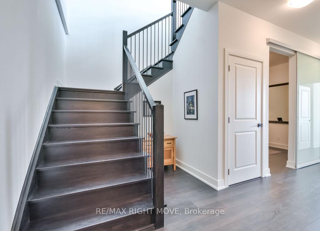 Photo 5 of Unit 403L, 21 Matchedash Street S, Orillia — HOMEH