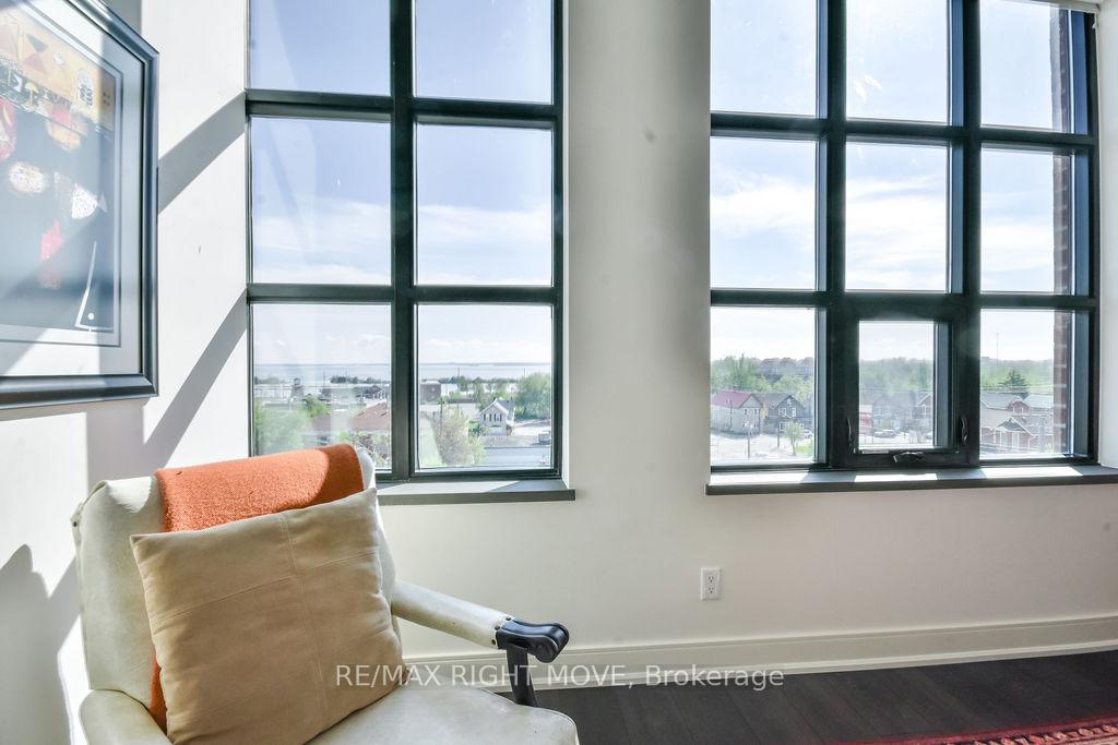 Photo 11 of Unit 403L, 21 Matchedash Street S, Orillia — HOMEH