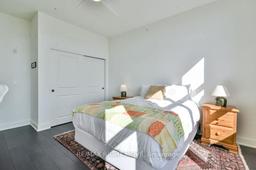Photo 15 of Unit 403L, 21 Matchedash Street S, Orillia — HOMEH