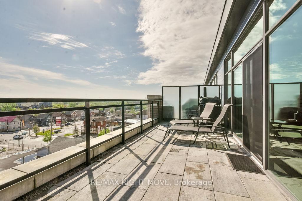 Photo 25 of Unit 403L, 21 Matchedash Street S, Orillia — HOMEH