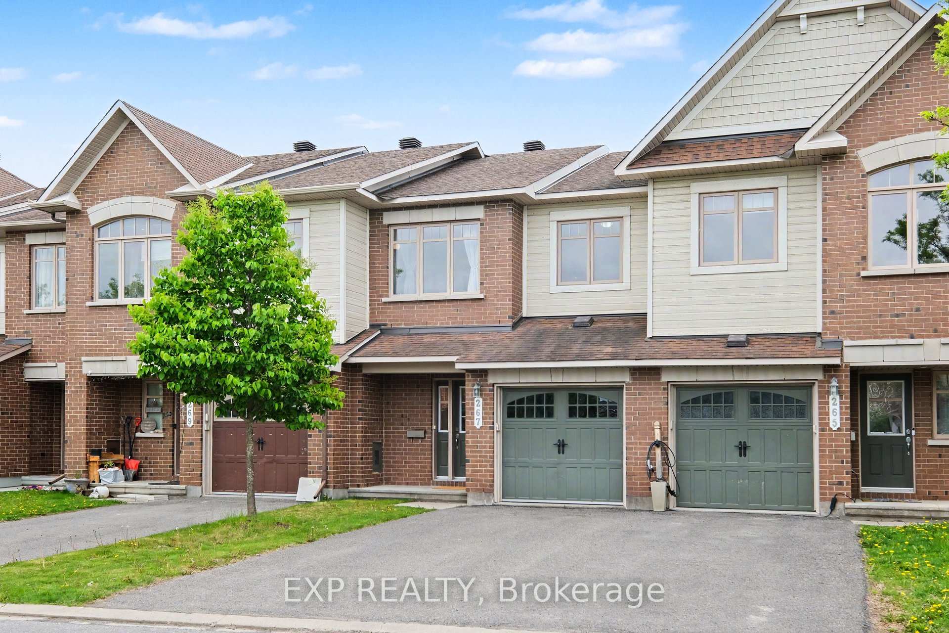 Photo 1 of 267 Garrity Crescent, Ottawa, Barrhaven - Strandherd — HOMEH