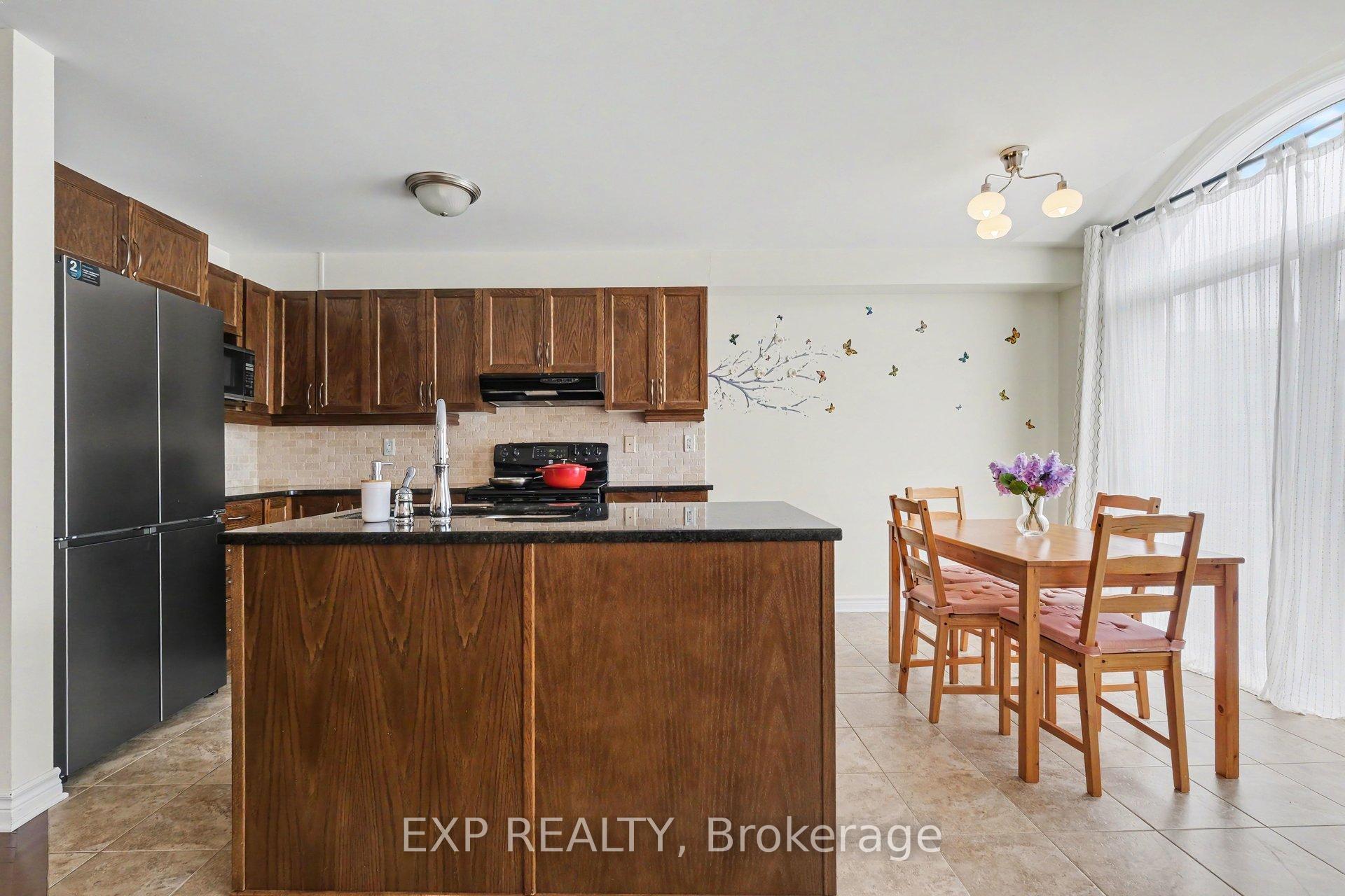 Photo 13 of 267 Garrity Crescent, Ottawa, Barrhaven - Strandherd — HOMEH