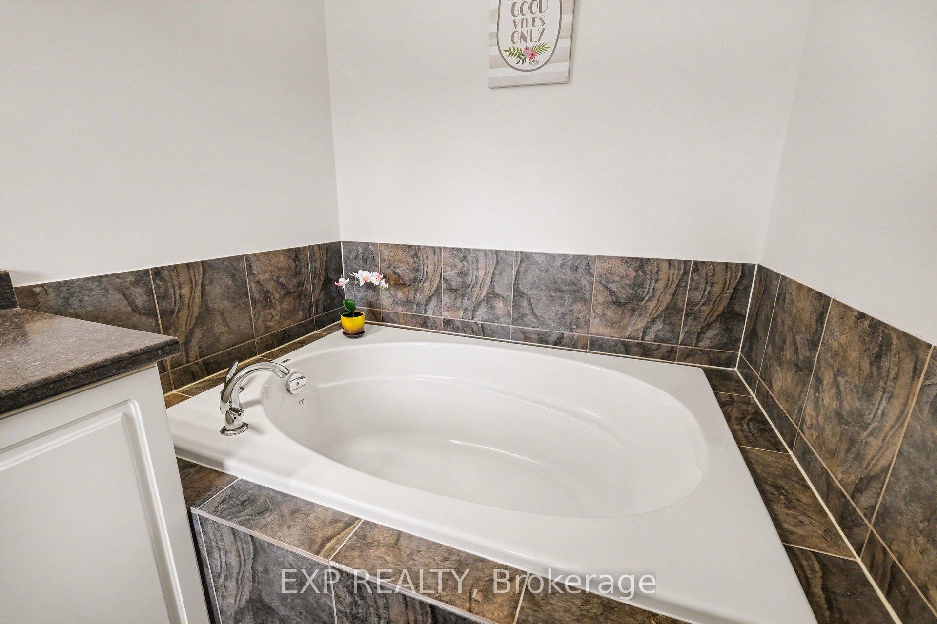 Photo 21 of 267 Garrity Crescent, Ottawa, Barrhaven - Strandherd — HOMEH