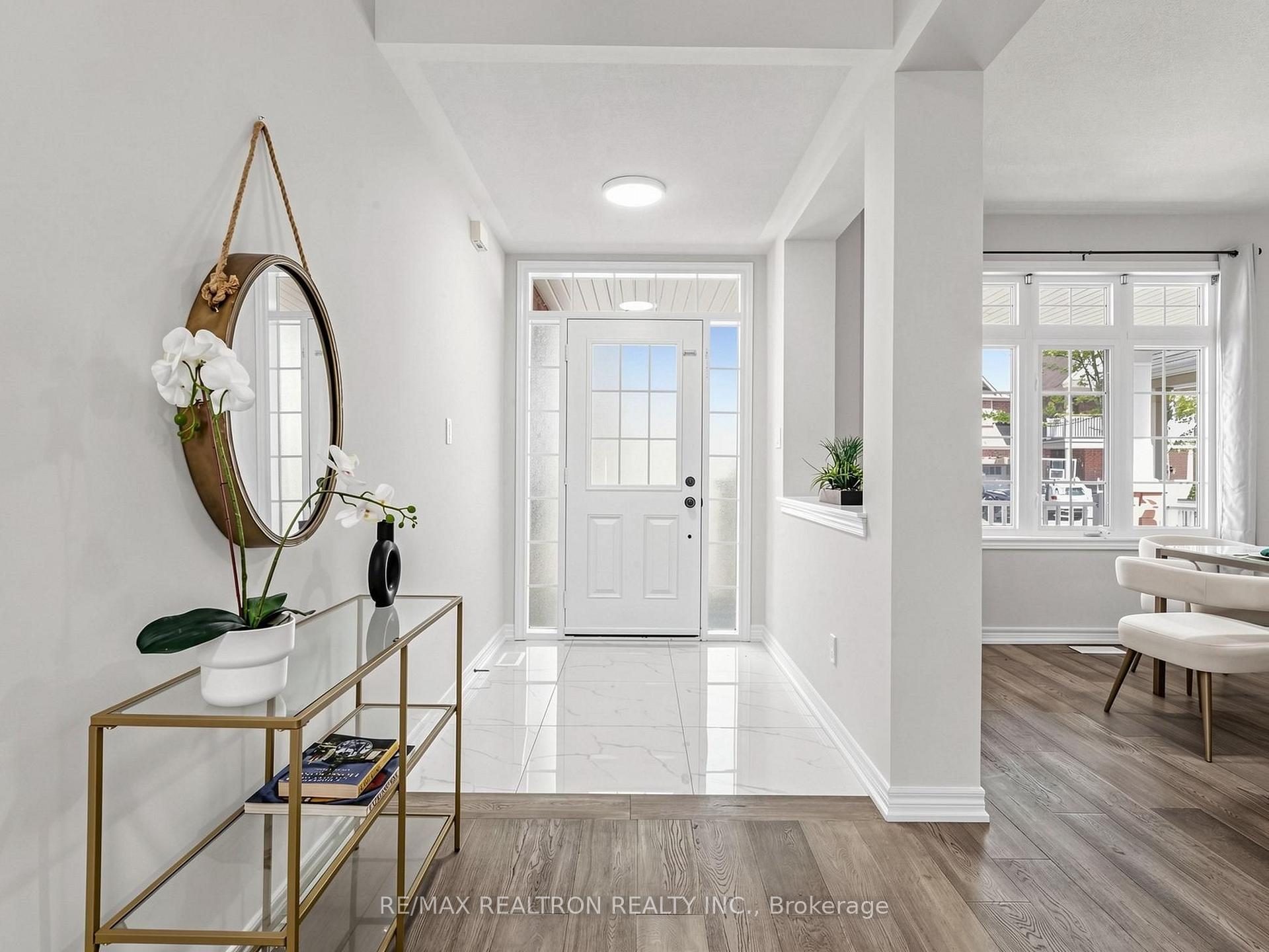 Photo 4 of 38 Sisson Lane, Clarington, Newcastle — HOMEH