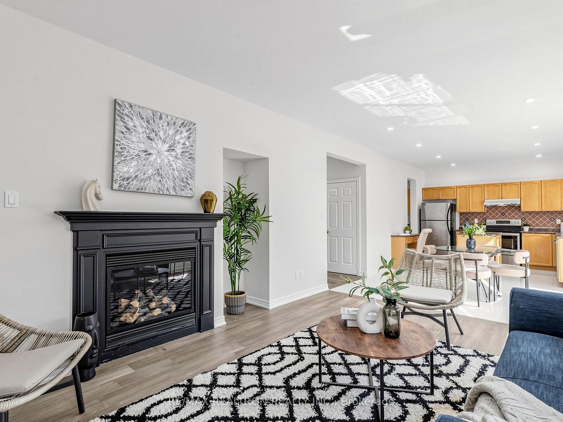 Photo 11 of 38 Sisson Lane, Clarington, Newcastle — HOMEH