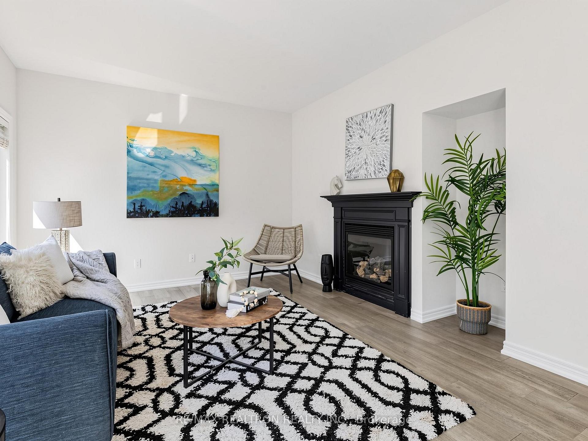 Photo 12 of 38 Sisson Lane, Clarington, Newcastle — HOMEH