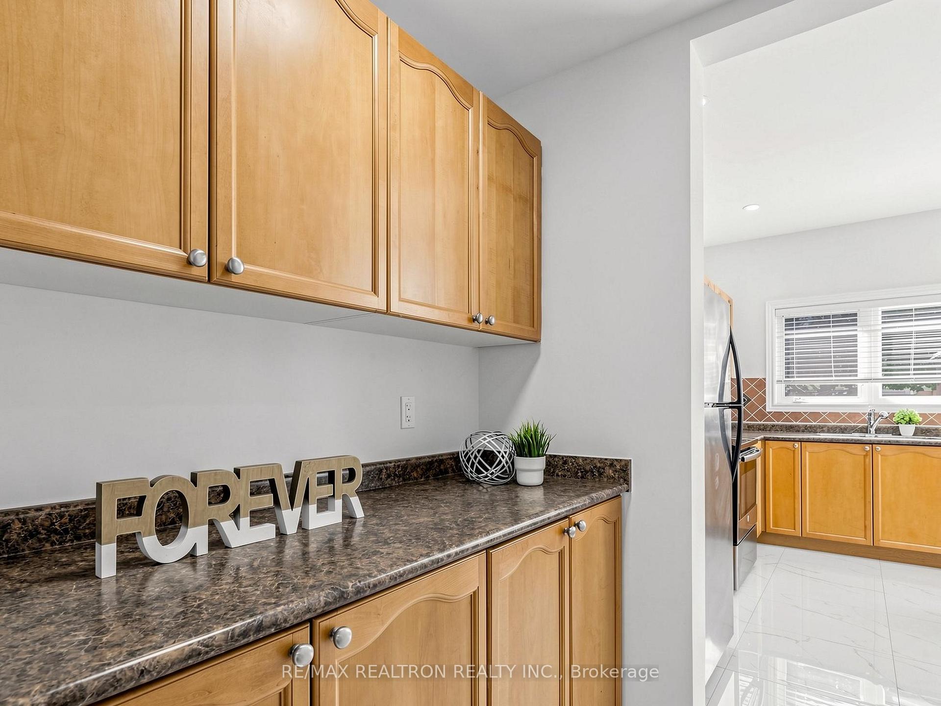 Photo 18 of 38 Sisson Lane, Clarington, Newcastle — HOMEH