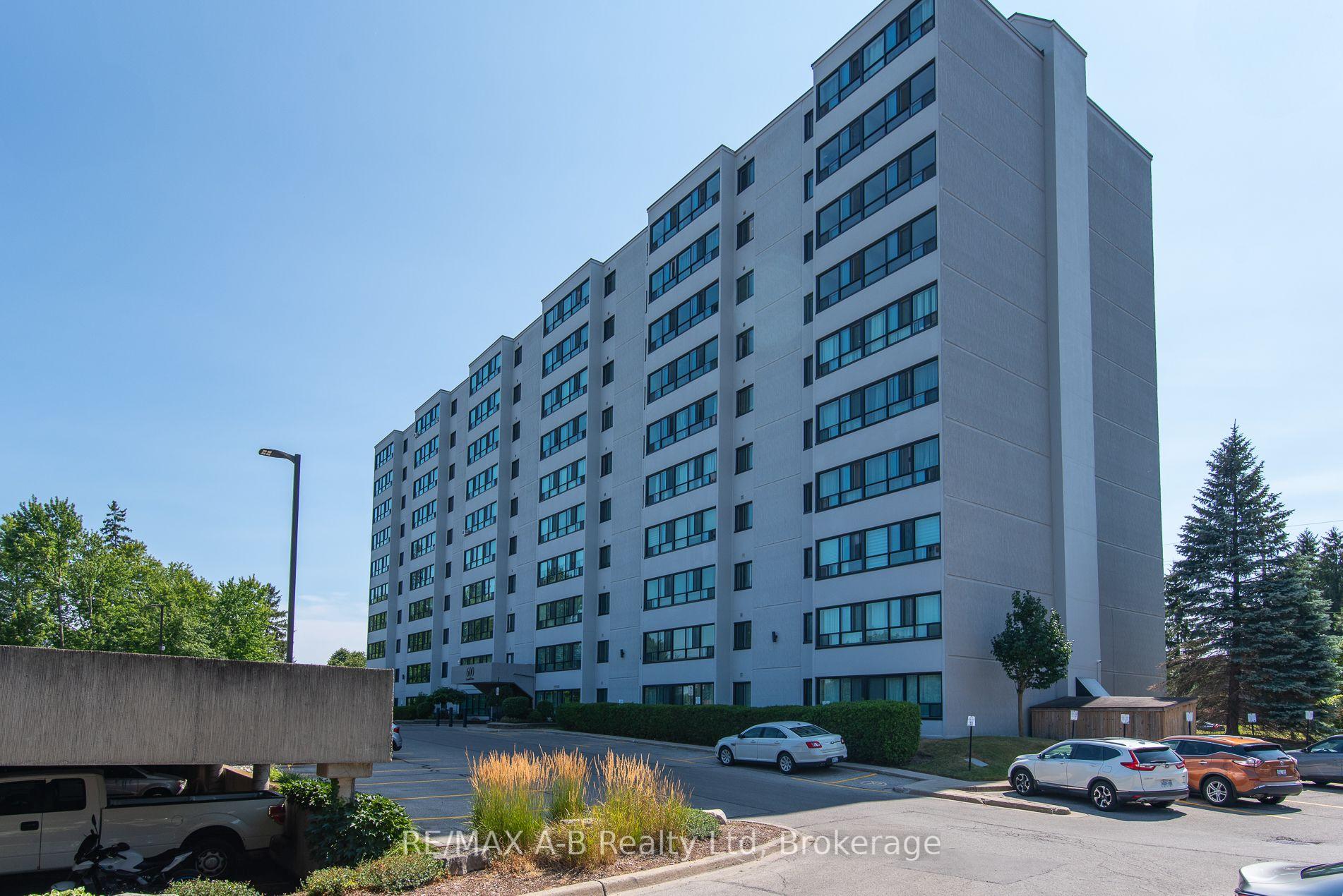 Photo 30 of Unit 407, 600 Grenfell Drive W, London, North C — HOMEH