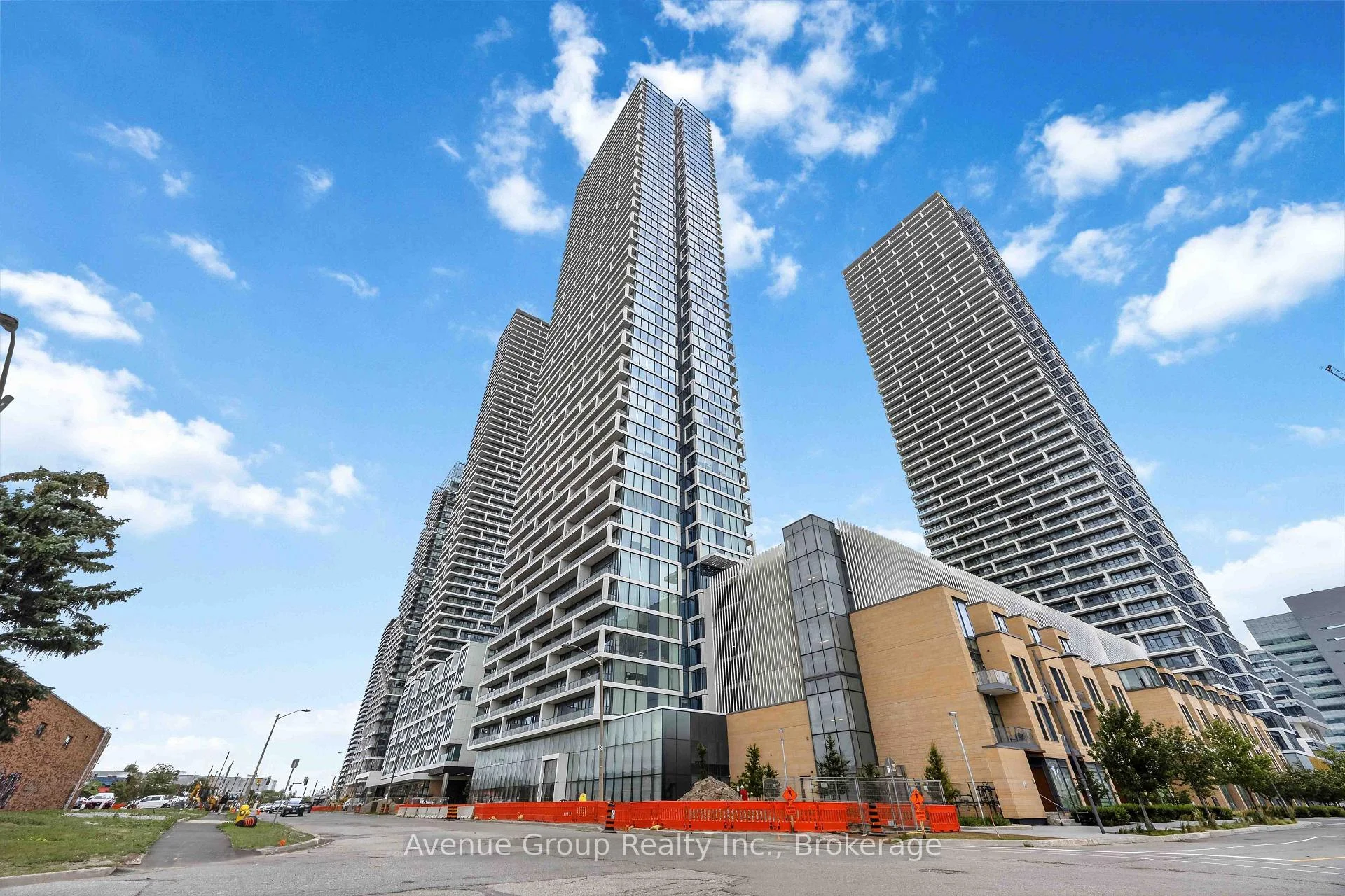 Photo of Unit 2106, 898 Portage Parkway