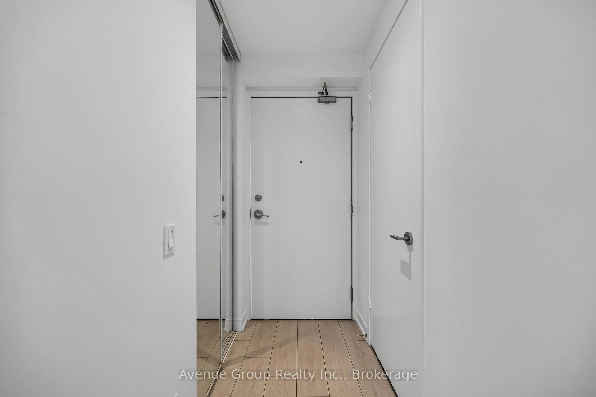 Photo 9 of Unit 2106, 898 Portage Parkway, Vaughan, Vaughan Corporate Centre — HOMEH