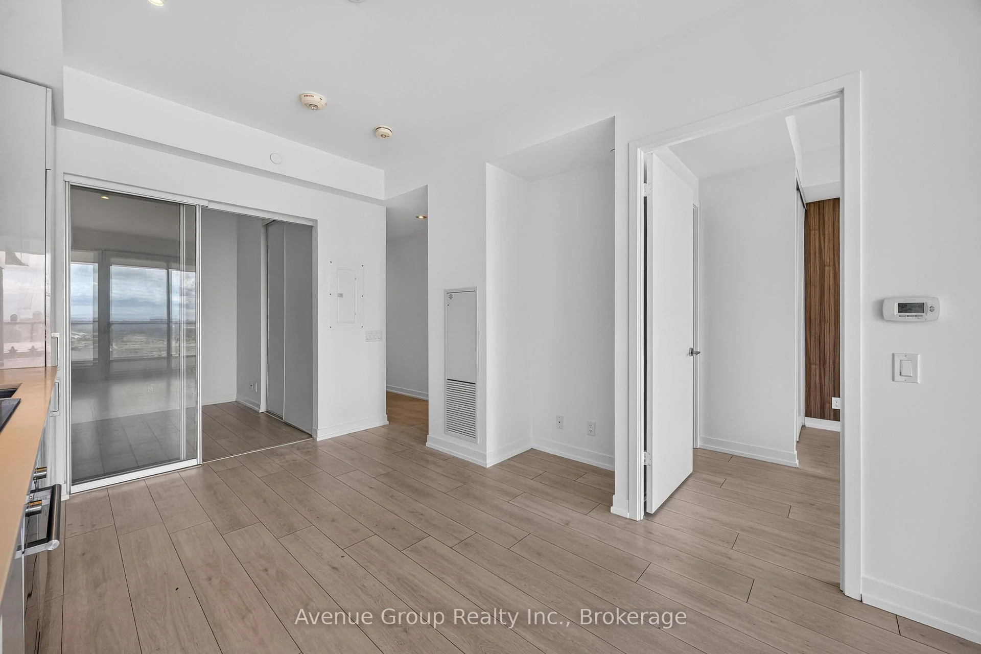 Photo 20 of Unit 2106, 898 Portage Parkway, Vaughan, Vaughan Corporate Centre — HOMEH
