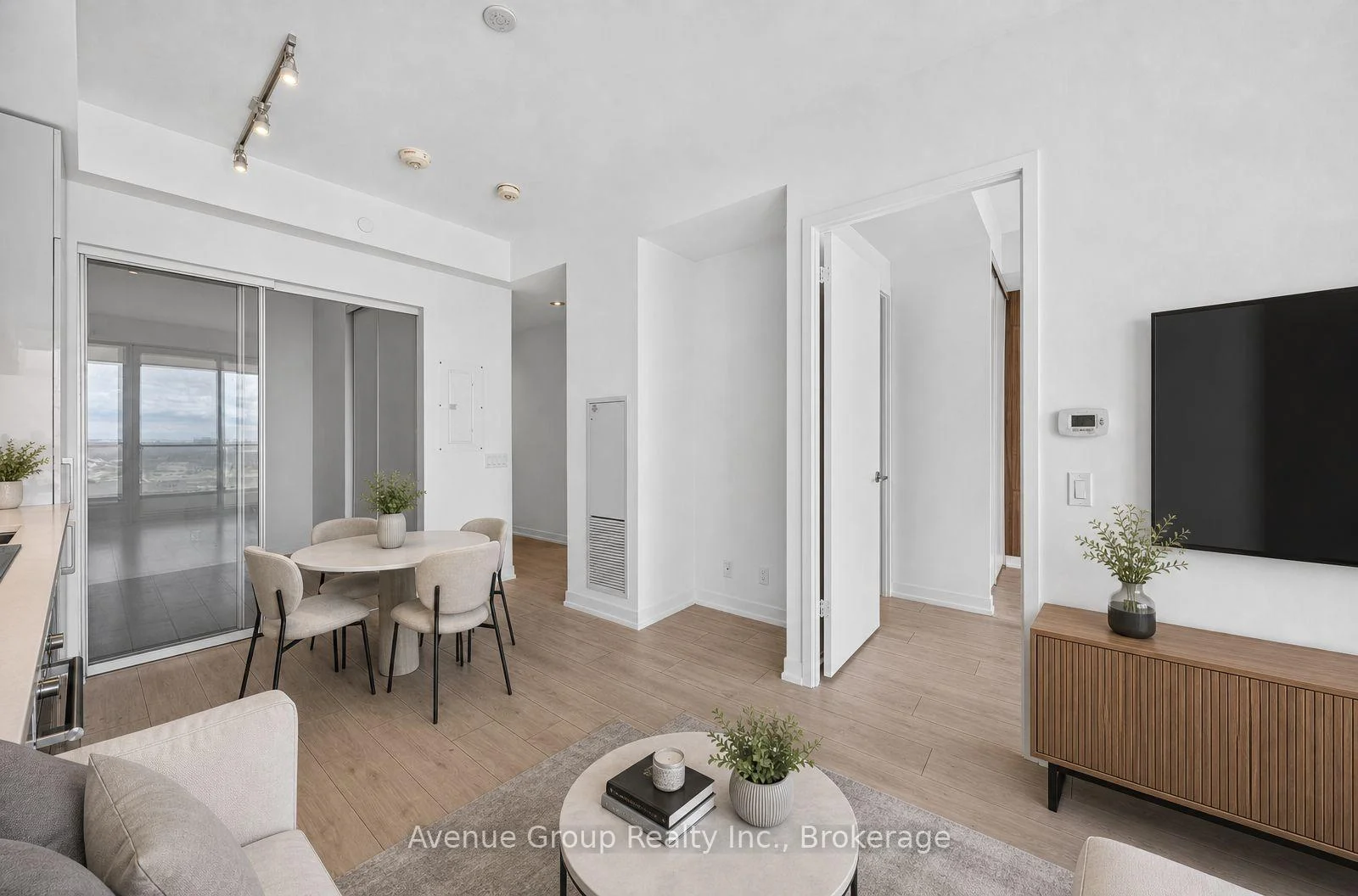 Photo 22 of Unit 2106, 898 Portage Parkway, Vaughan, Vaughan Corporate Centre — HOMEH
