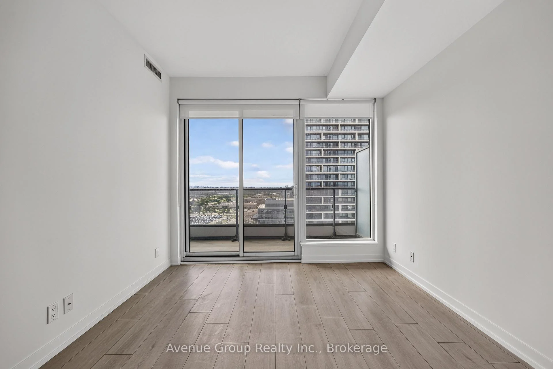Photo 35 of Unit 2106, 898 Portage Parkway, Vaughan, Vaughan Corporate Centre — HOMEH