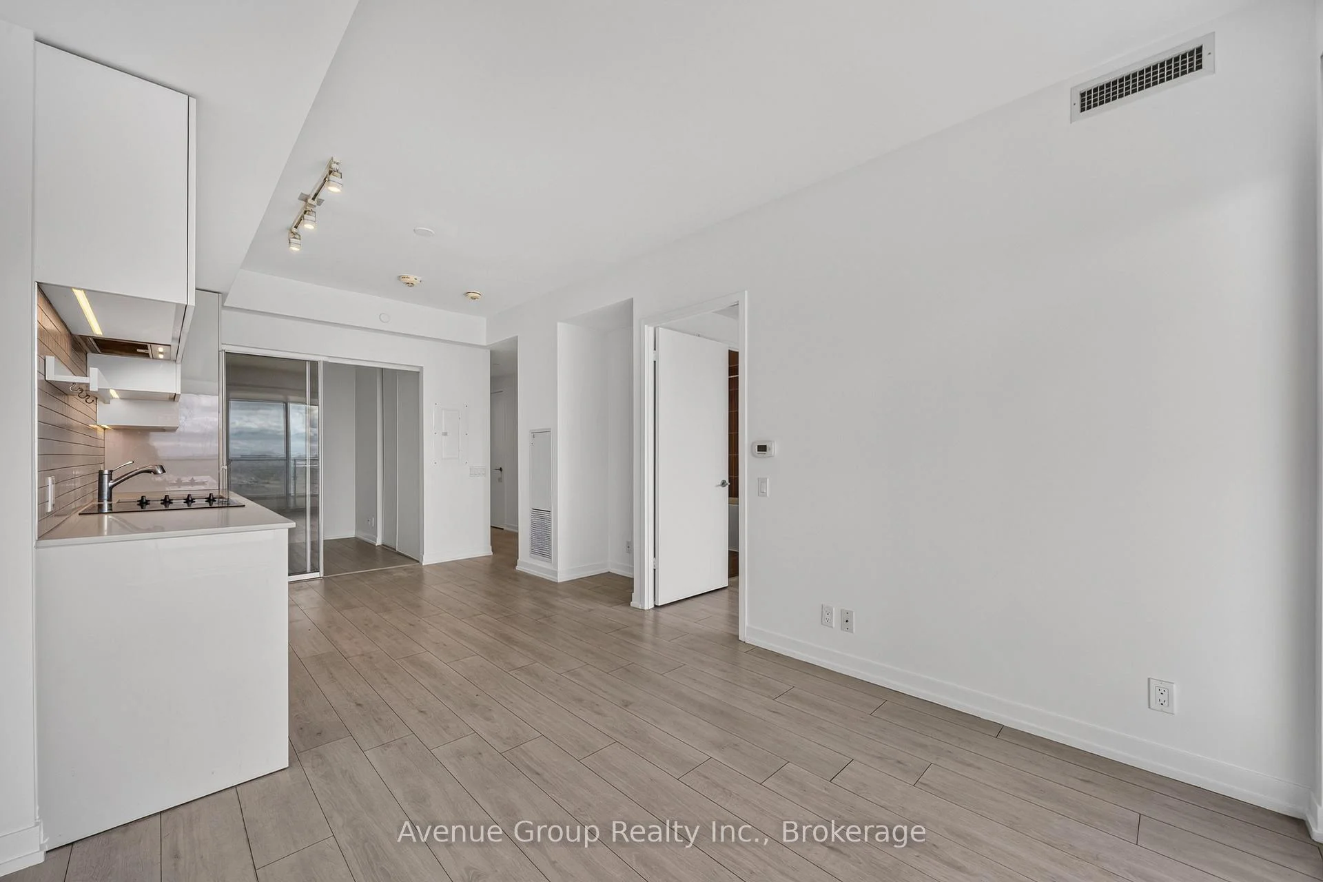 Photo 45 of Unit 2106, 898 Portage Parkway, Vaughan, Vaughan Corporate Centre — HOMEH