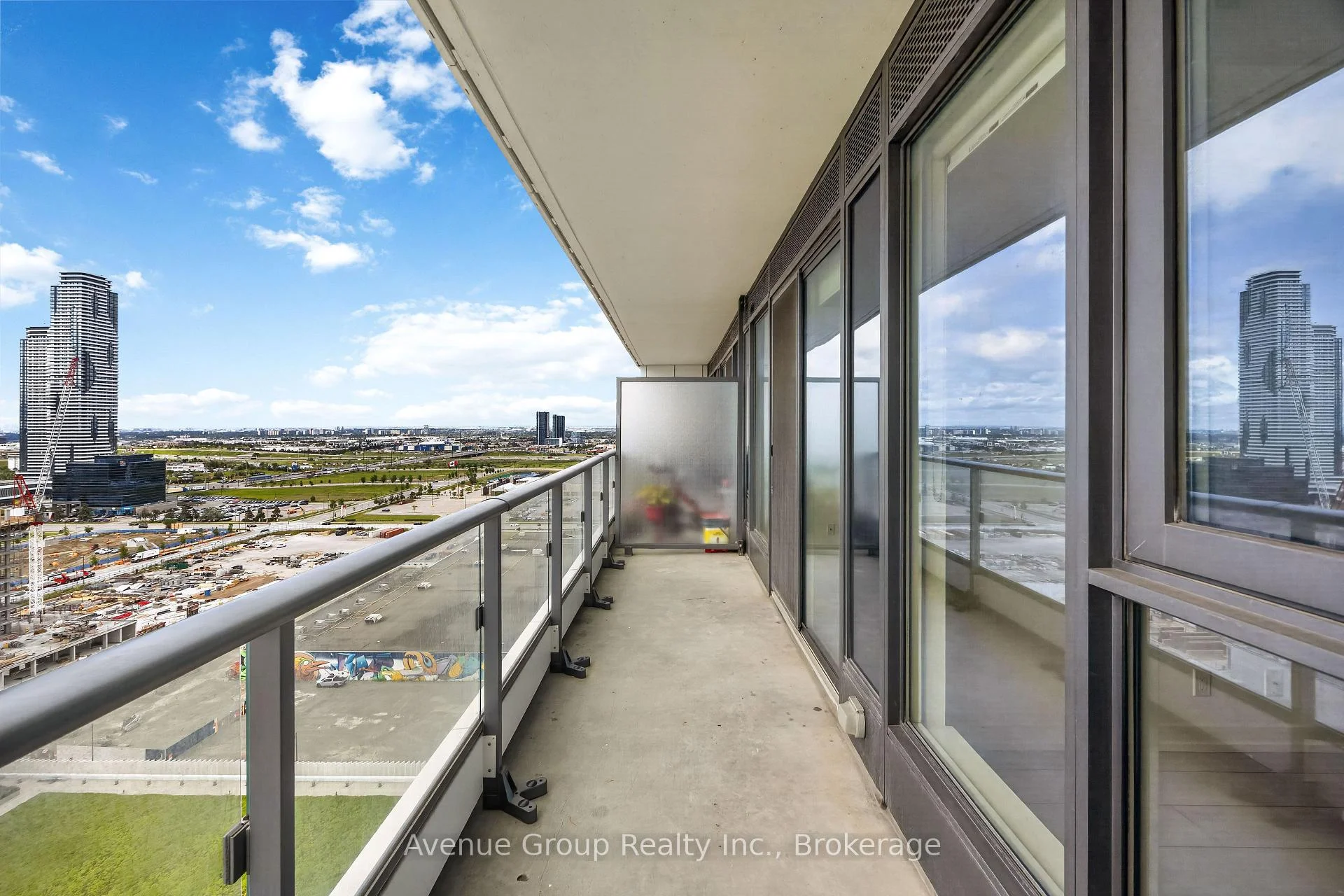 Photo 84 of Unit 2106, 898 Portage Parkway, Vaughan, Vaughan Corporate Centre — HOMEH
