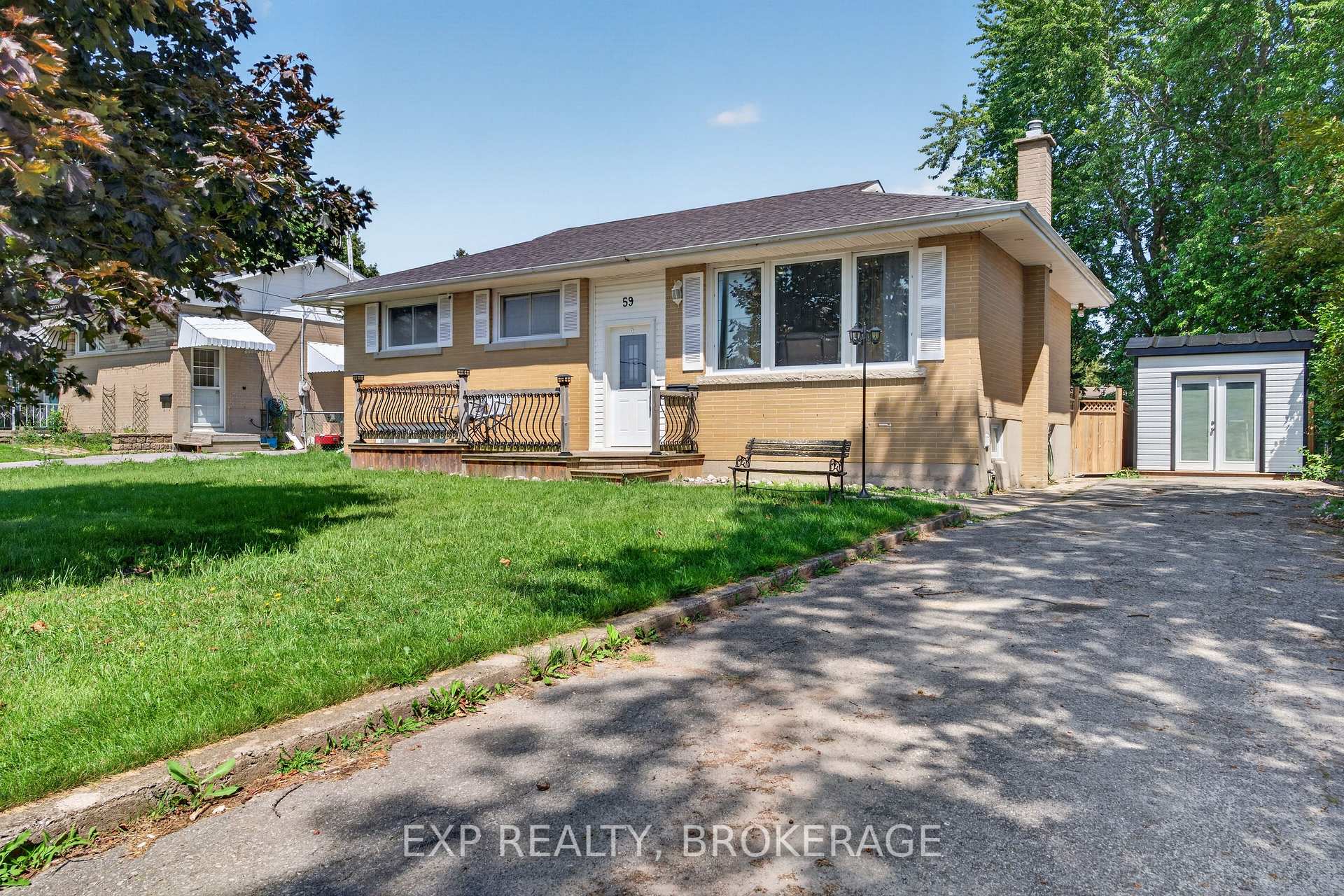 Photo 3 of 59 Fairfield Boulevard, Loyalist, Amherstview — HOMEH