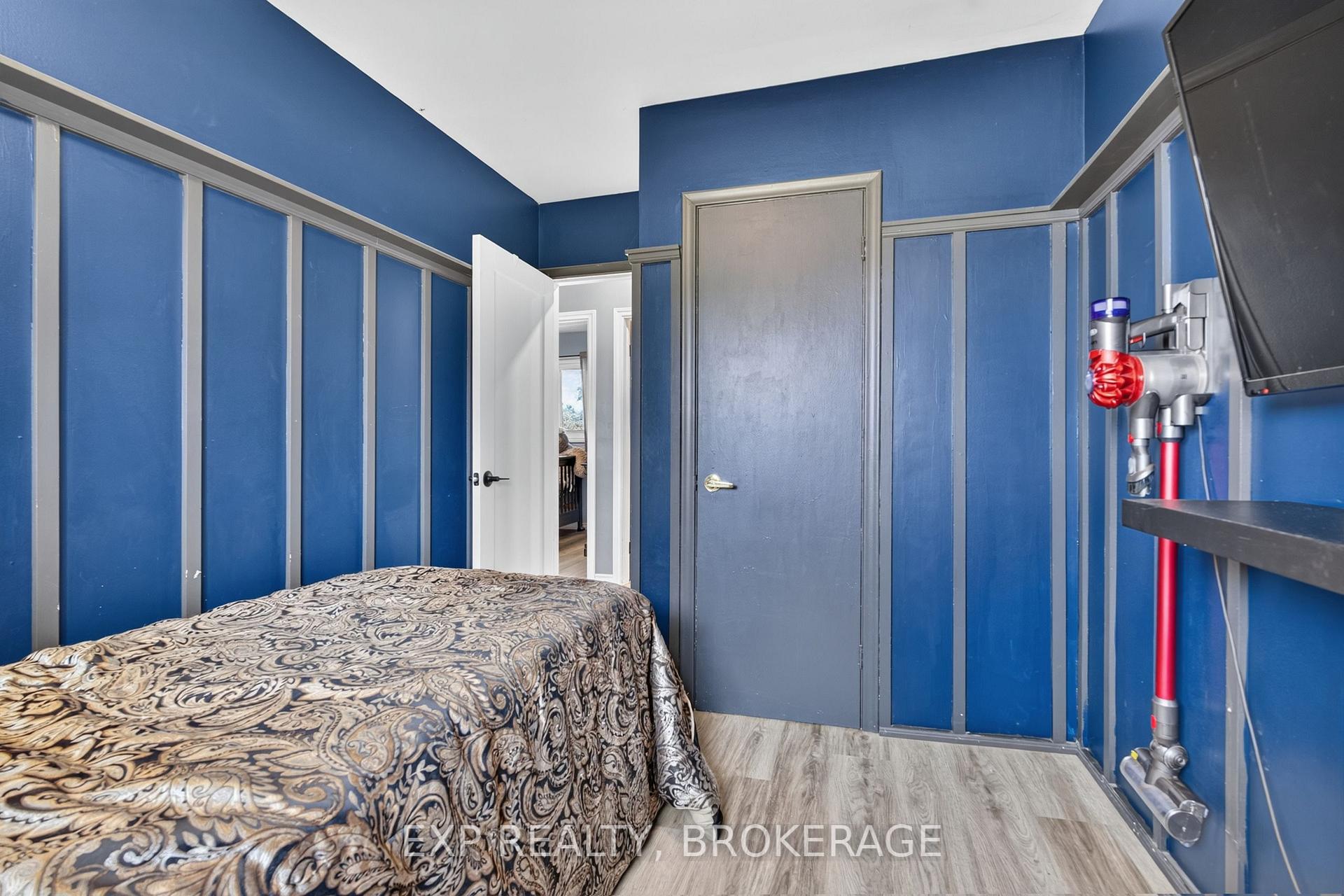 Photo 21 of 59 Fairfield Boulevard, Loyalist, Amherstview — HOMEH