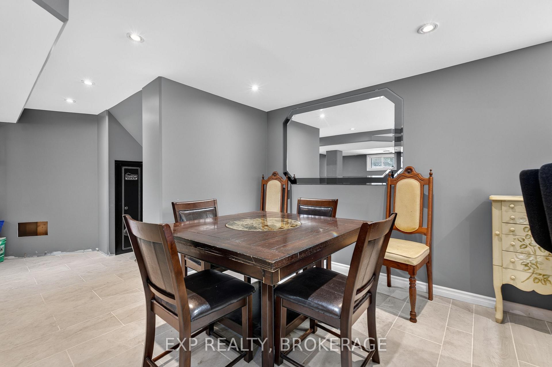 Photo 26 of 59 Fairfield Boulevard, Loyalist, Amherstview — HOMEH