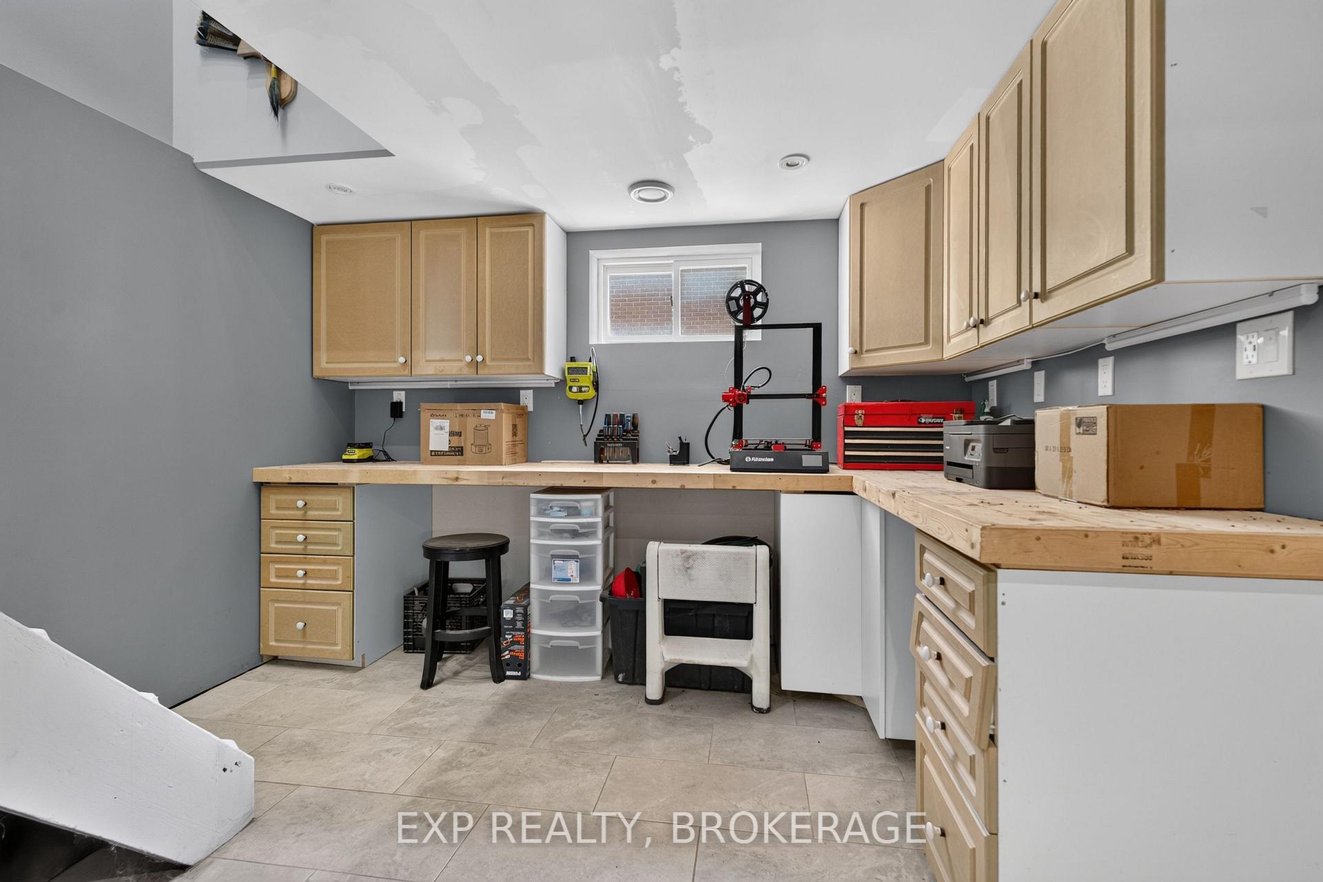 Photo 29 of 59 Fairfield Boulevard, Loyalist, Amherstview — HOMEH