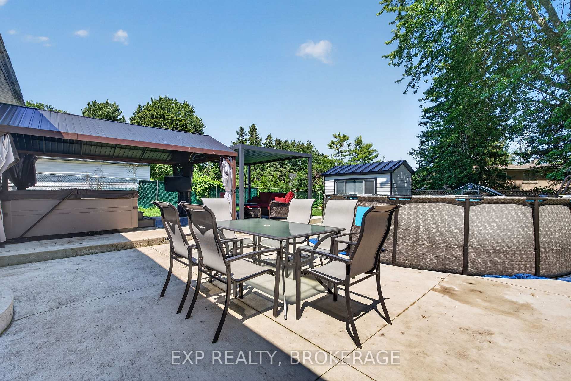Photo 34 of 59 Fairfield Boulevard, Loyalist, Amherstview — HOMEH