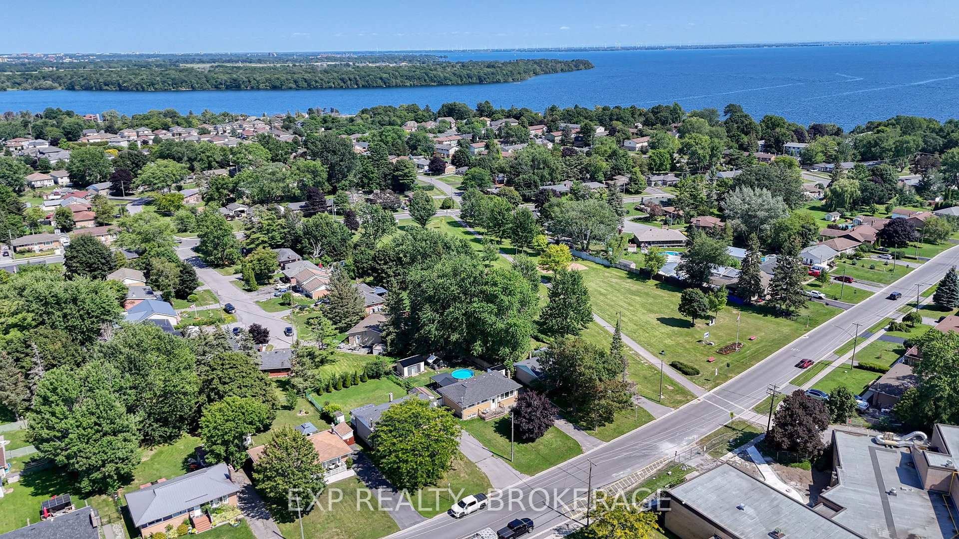 Photo 45 of 59 Fairfield Boulevard, Loyalist, Amherstview — HOMEH