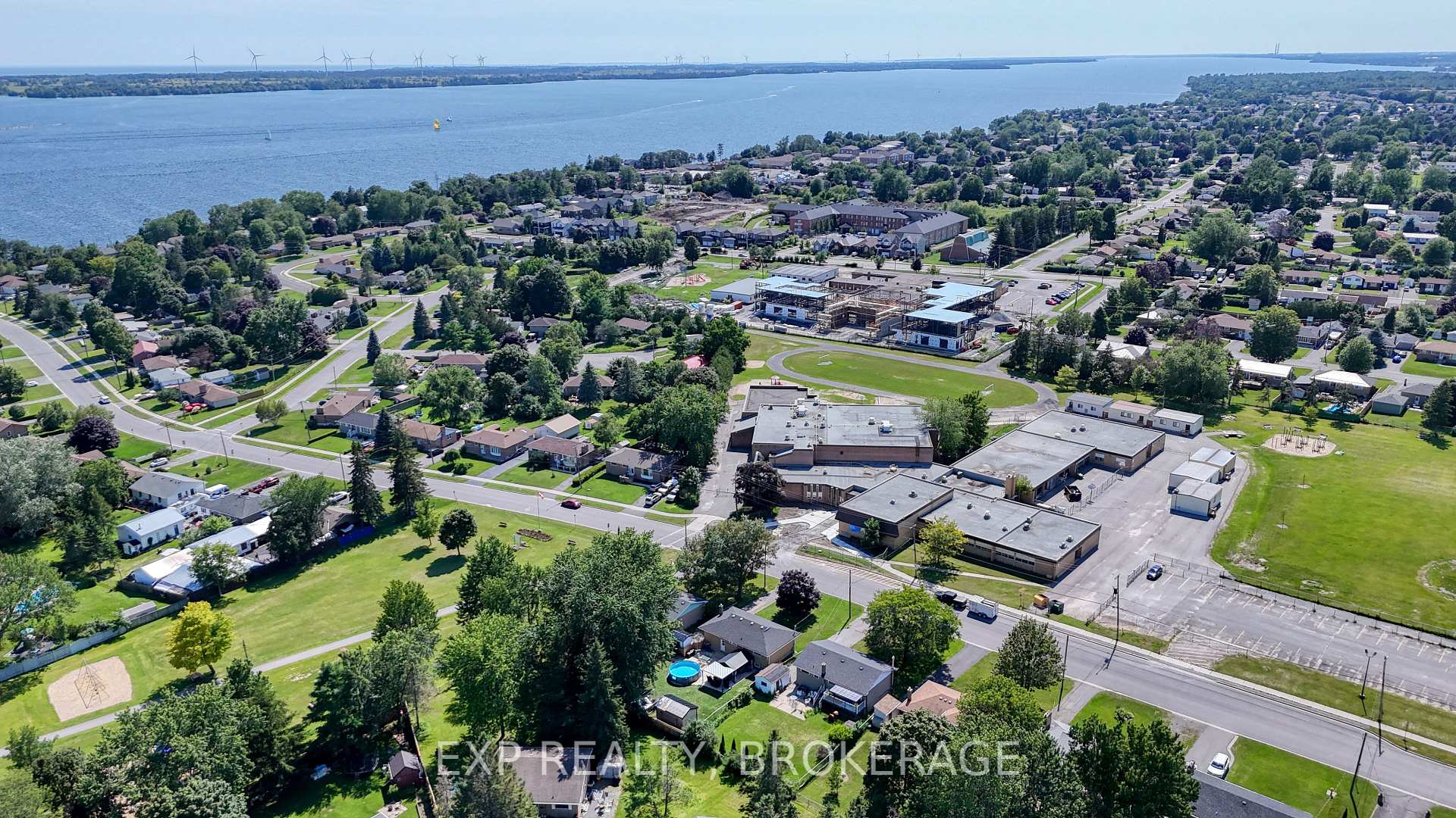 Photo 47 of 59 Fairfield Boulevard, Loyalist, Amherstview — HOMEH