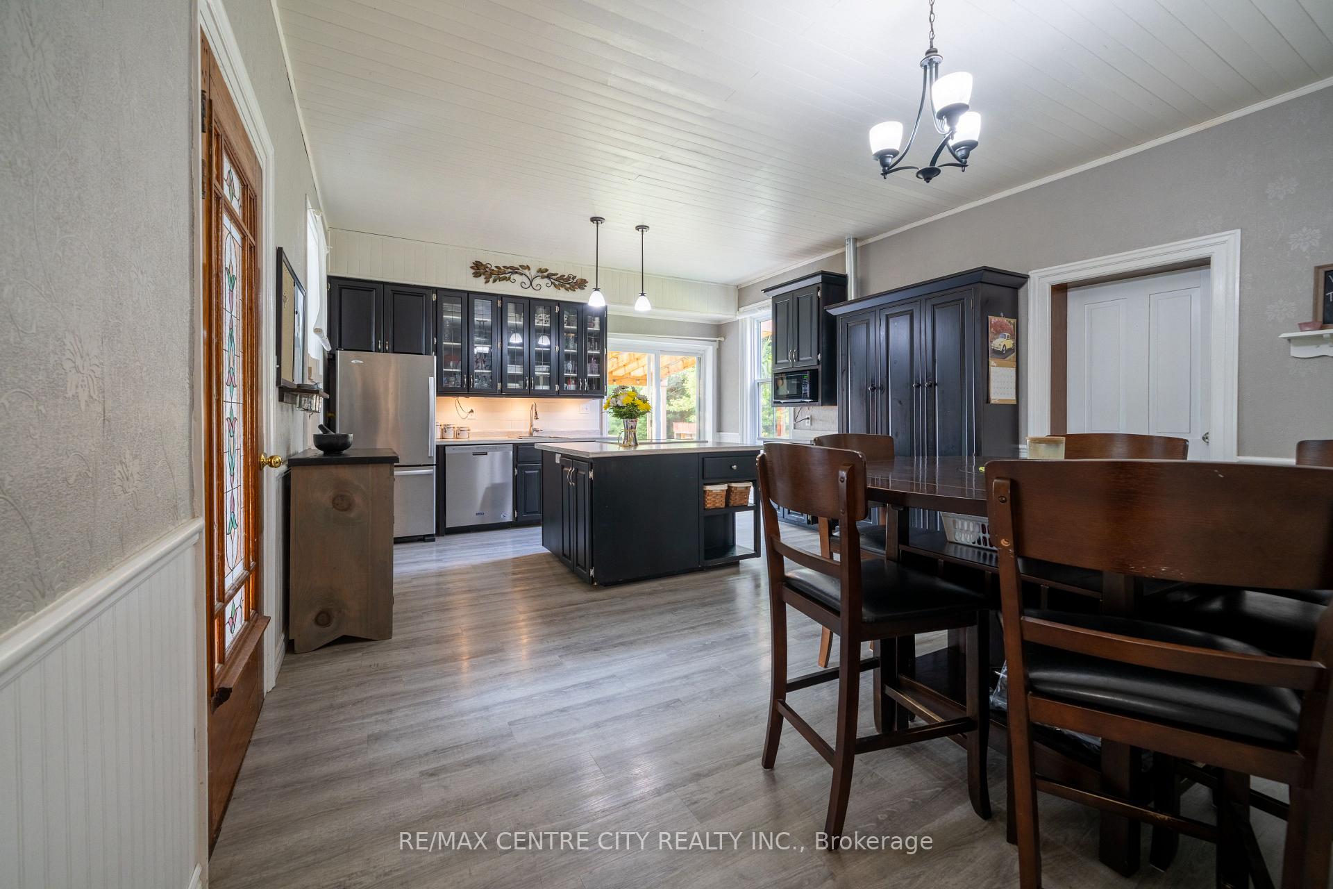 Photo 24 of 2179 Egermont Drive, Adelaide Metcalfe, Rural Adelaide Metcalfe — HOMEH