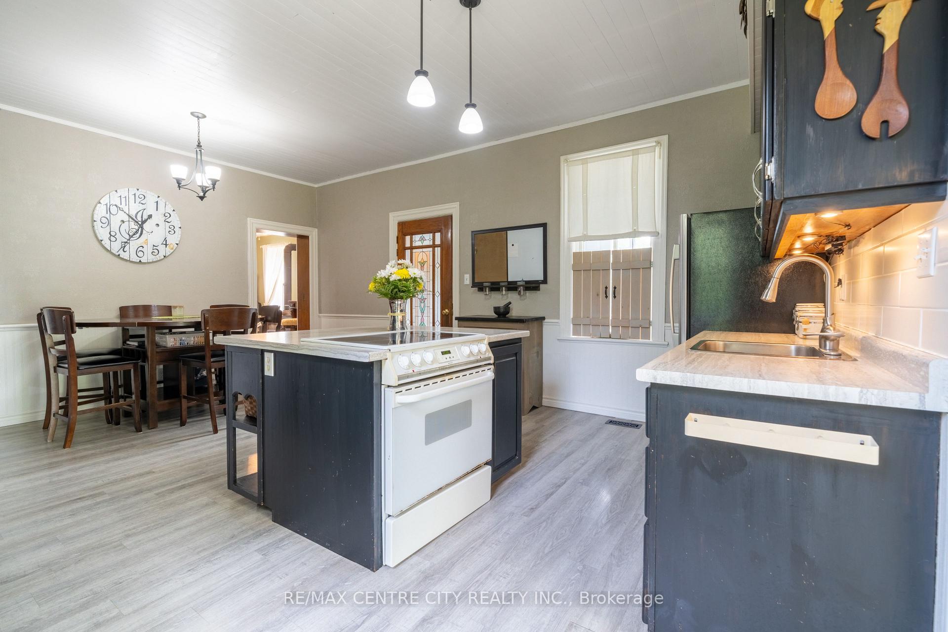 Photo 28 of 2179 Egermont Drive, Adelaide Metcalfe, Rural Adelaide Metcalfe — HOMEH